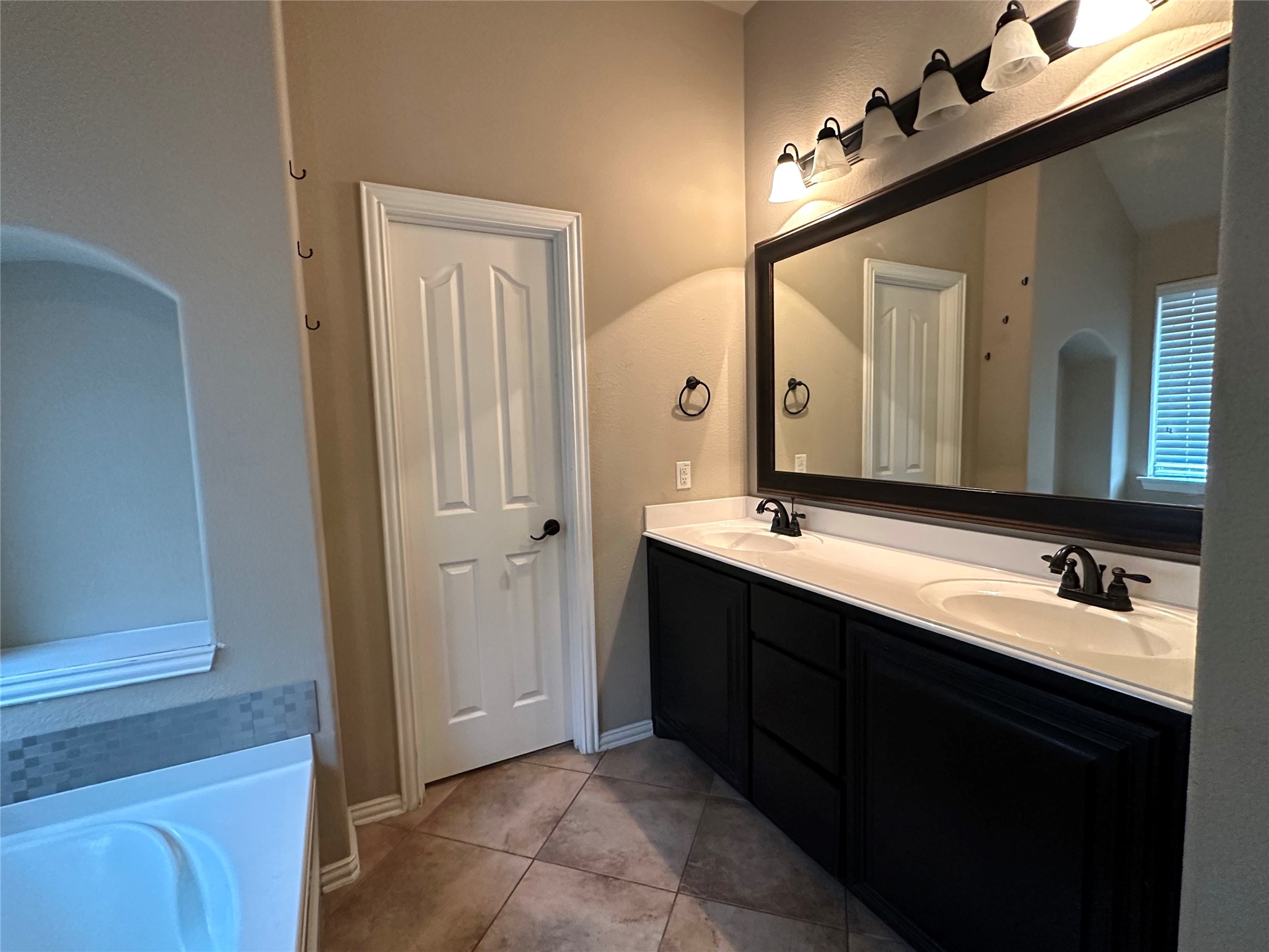 7255 Rueda Grand Prairie TX 75054