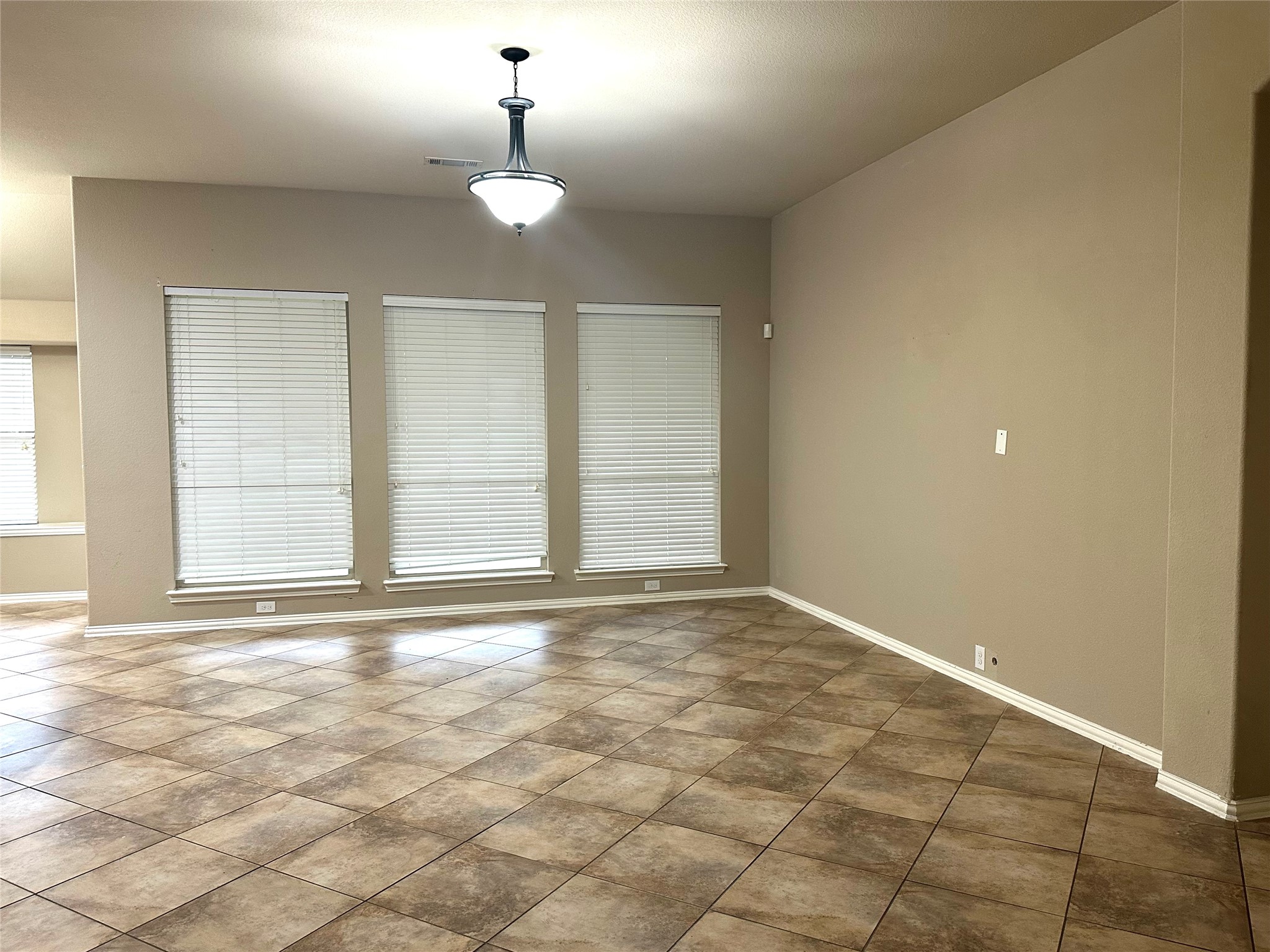 7255 Rueda Grand Prairie TX 75054