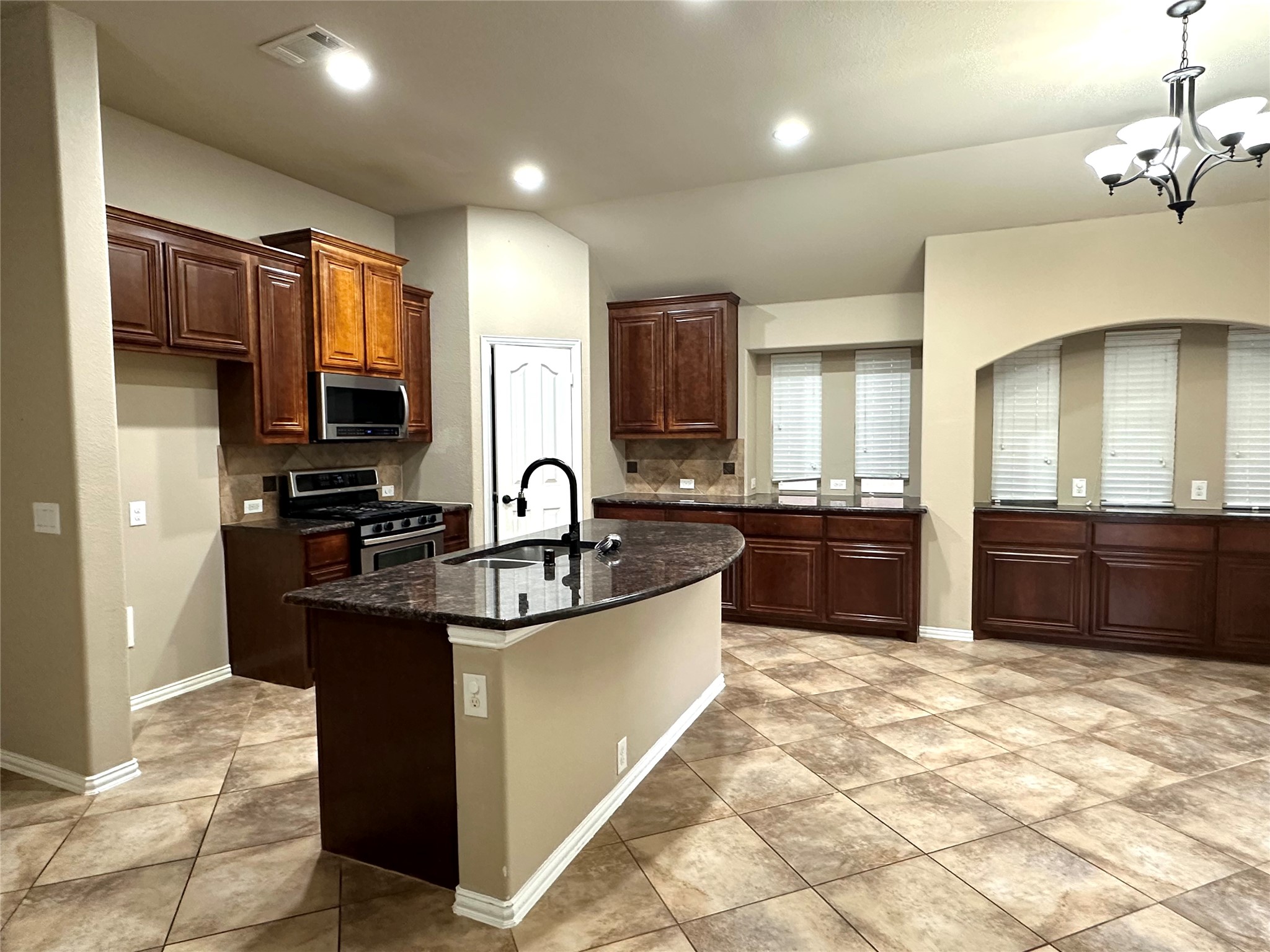 7255 Rueda Grand Prairie TX 75054