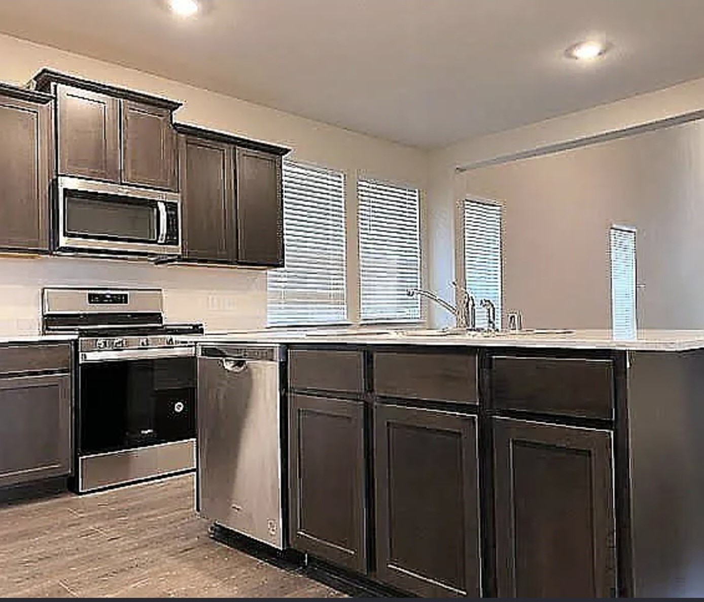 3959 Oak Creek Circle Denison TX 75020