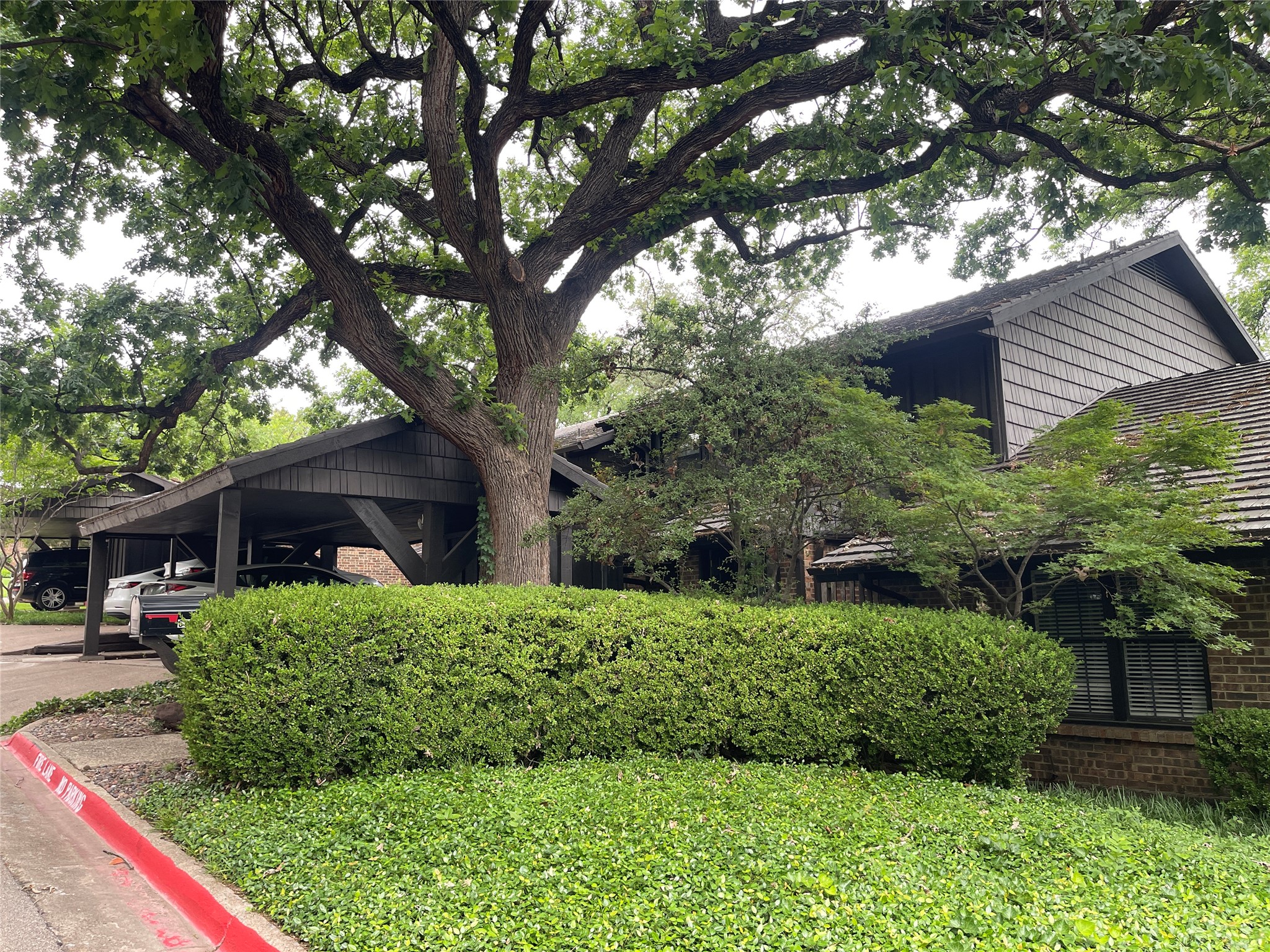 6949 Helsem Way Dallas TX 75230