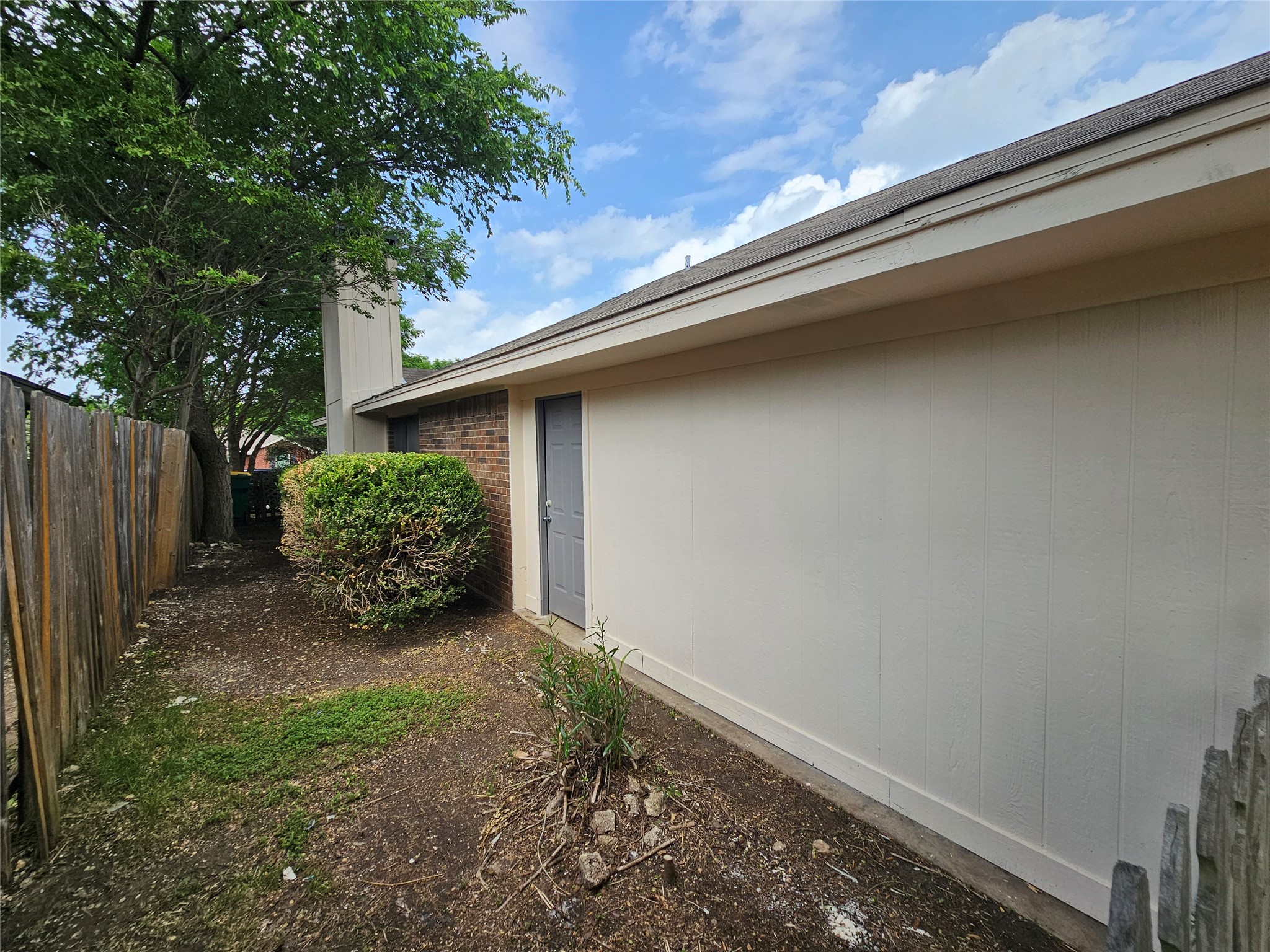 311 Bryant Lane Cedar Hill TX 75104