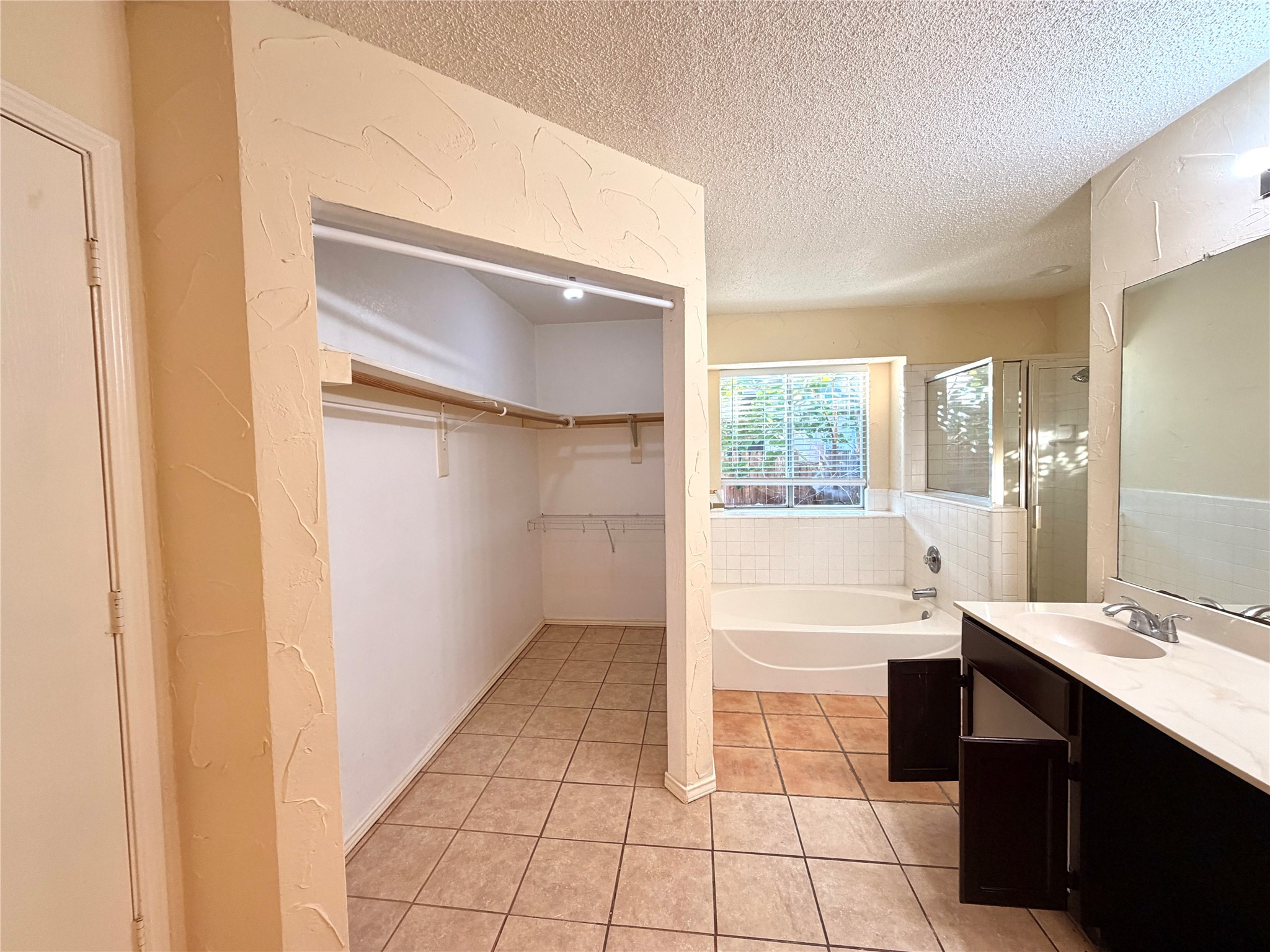 6036 Maple Leaf Drive Arlington TX 76017