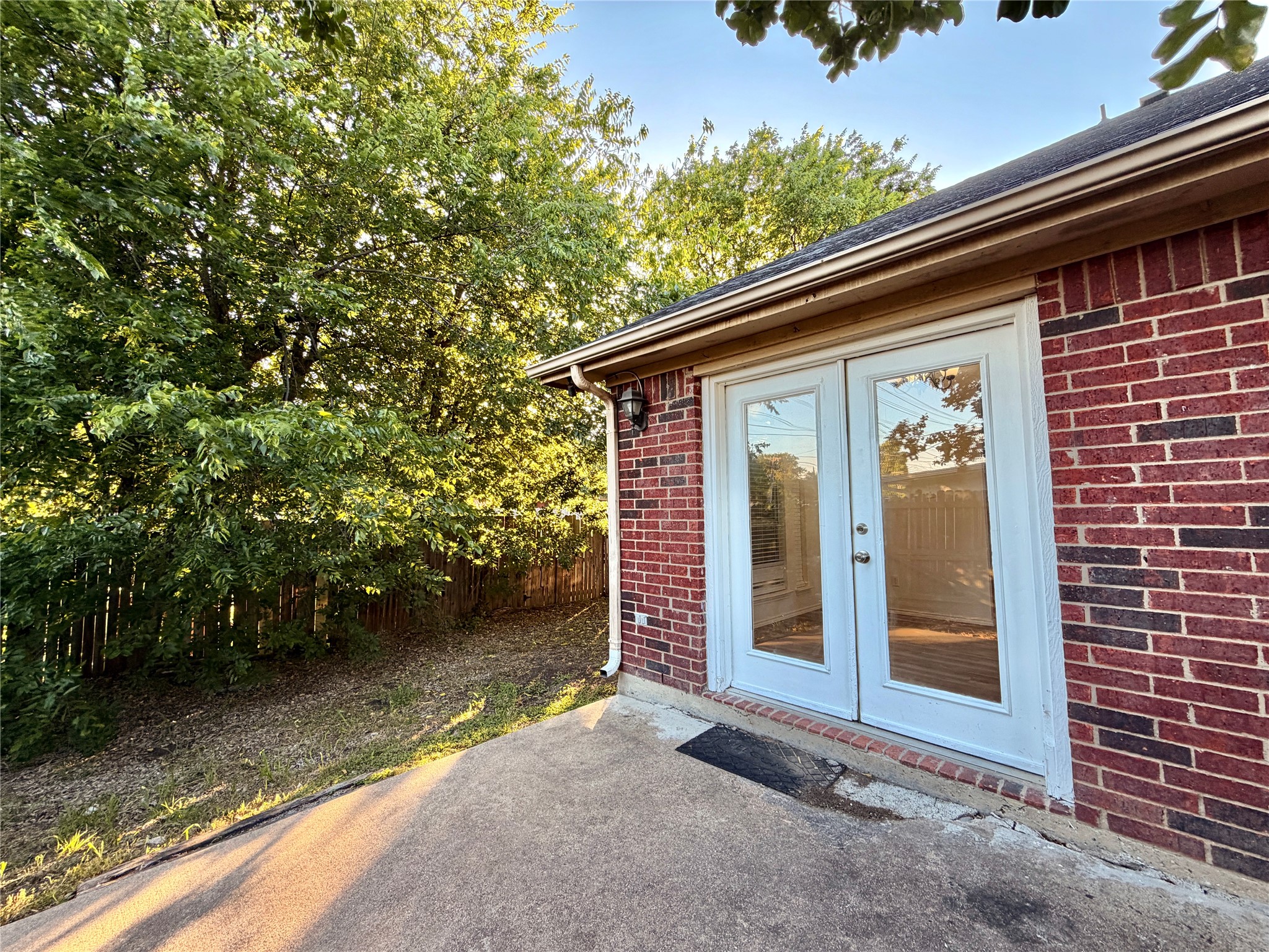6036 Maple Leaf Drive Arlington TX 76017