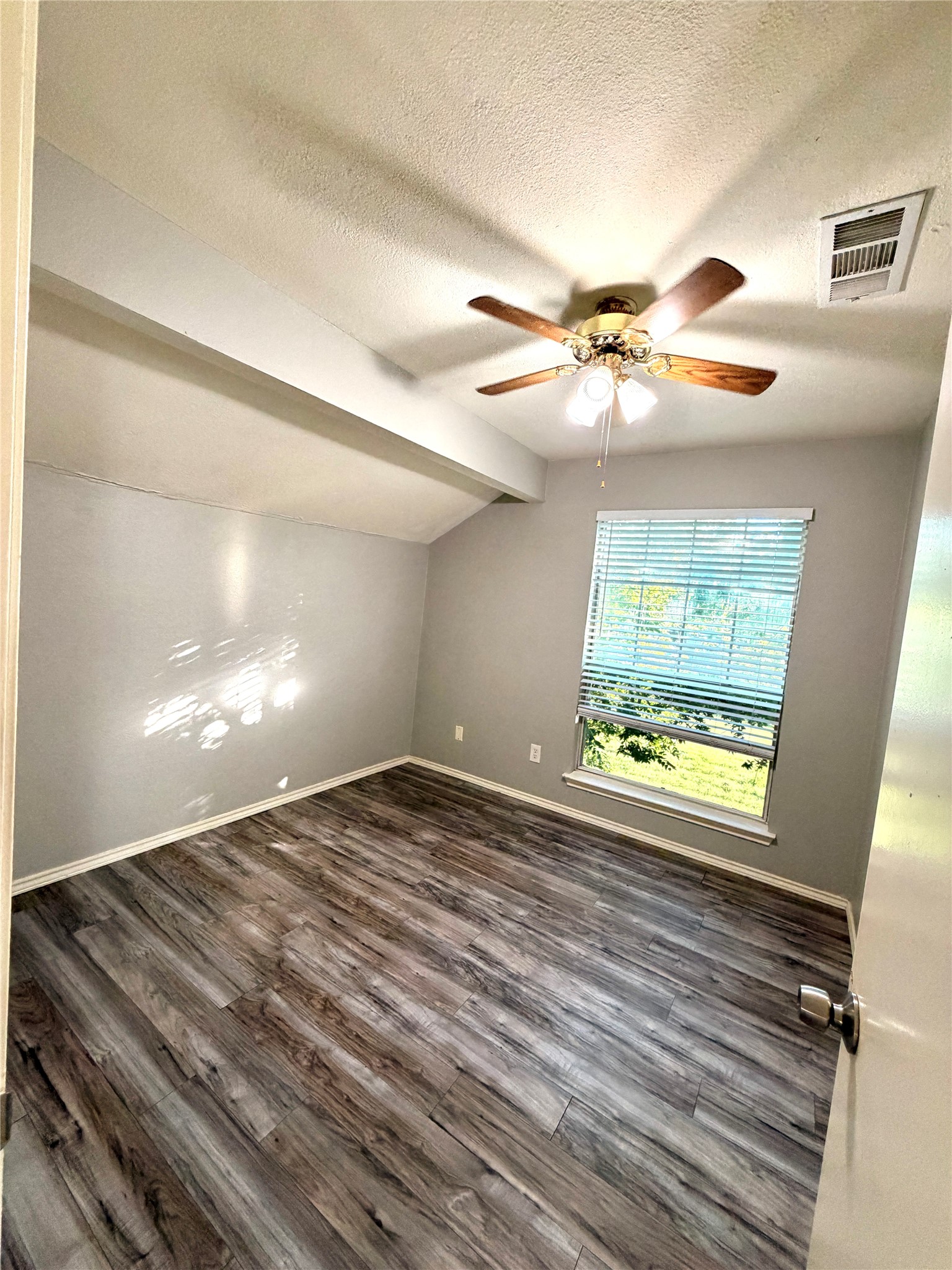 6036 Maple Leaf Drive Arlington TX 76017