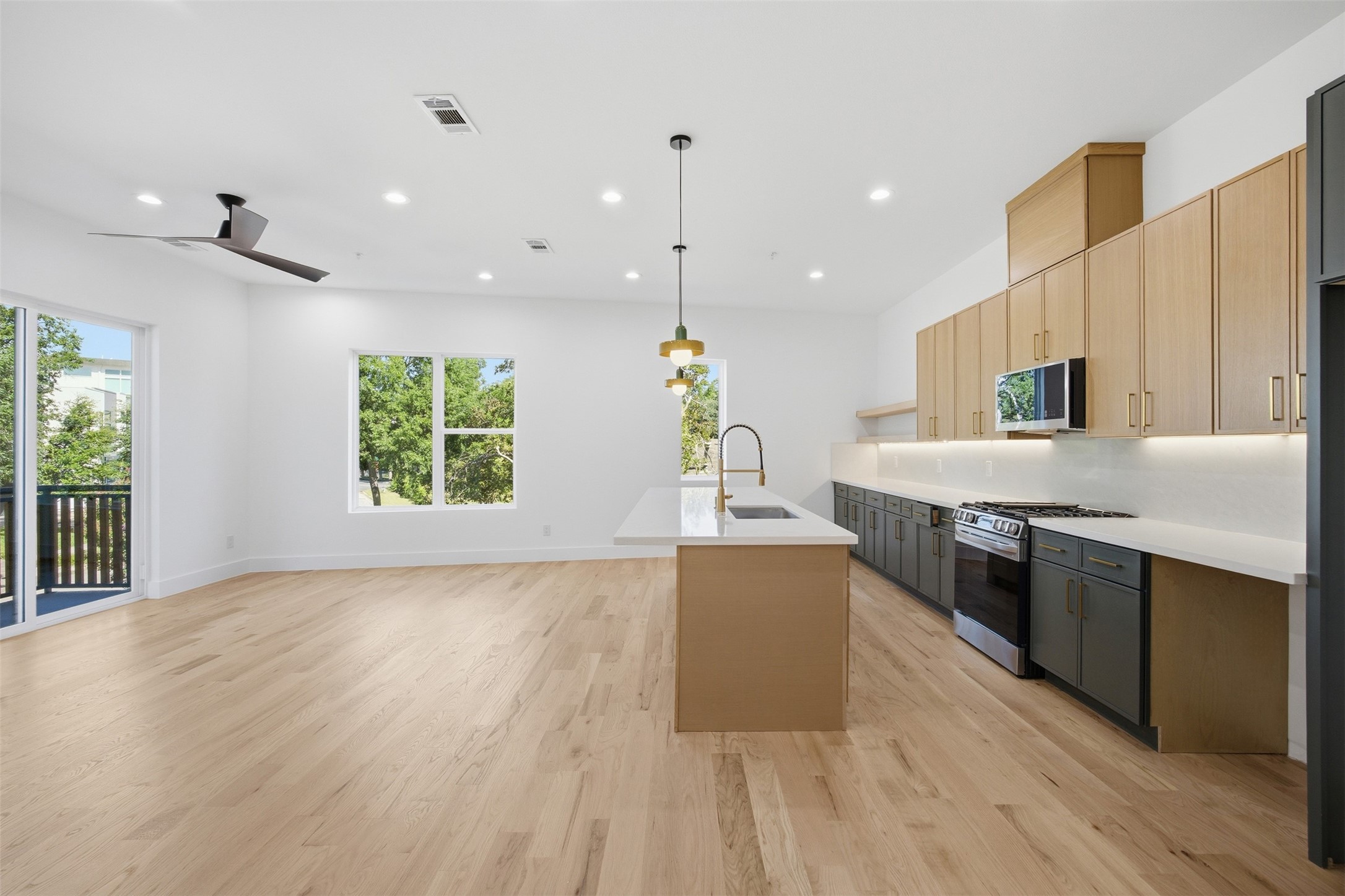 4605 Belmont Avenue Dallas TX 75204