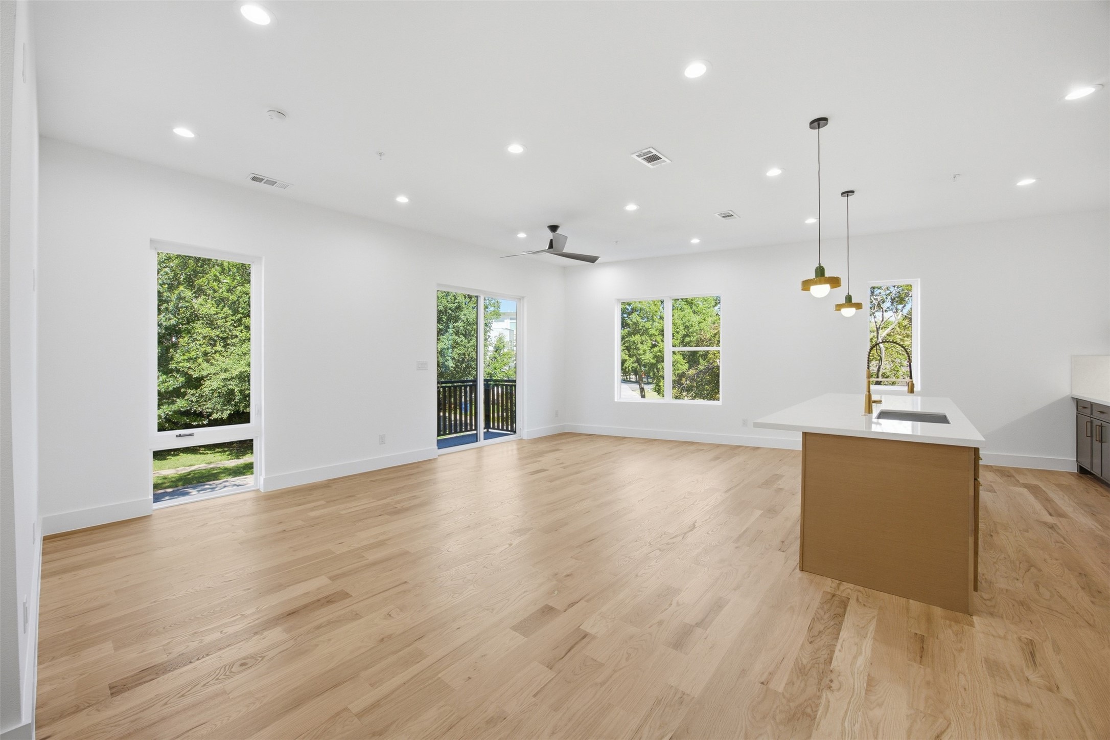 4605 Belmont Avenue Dallas TX 75204