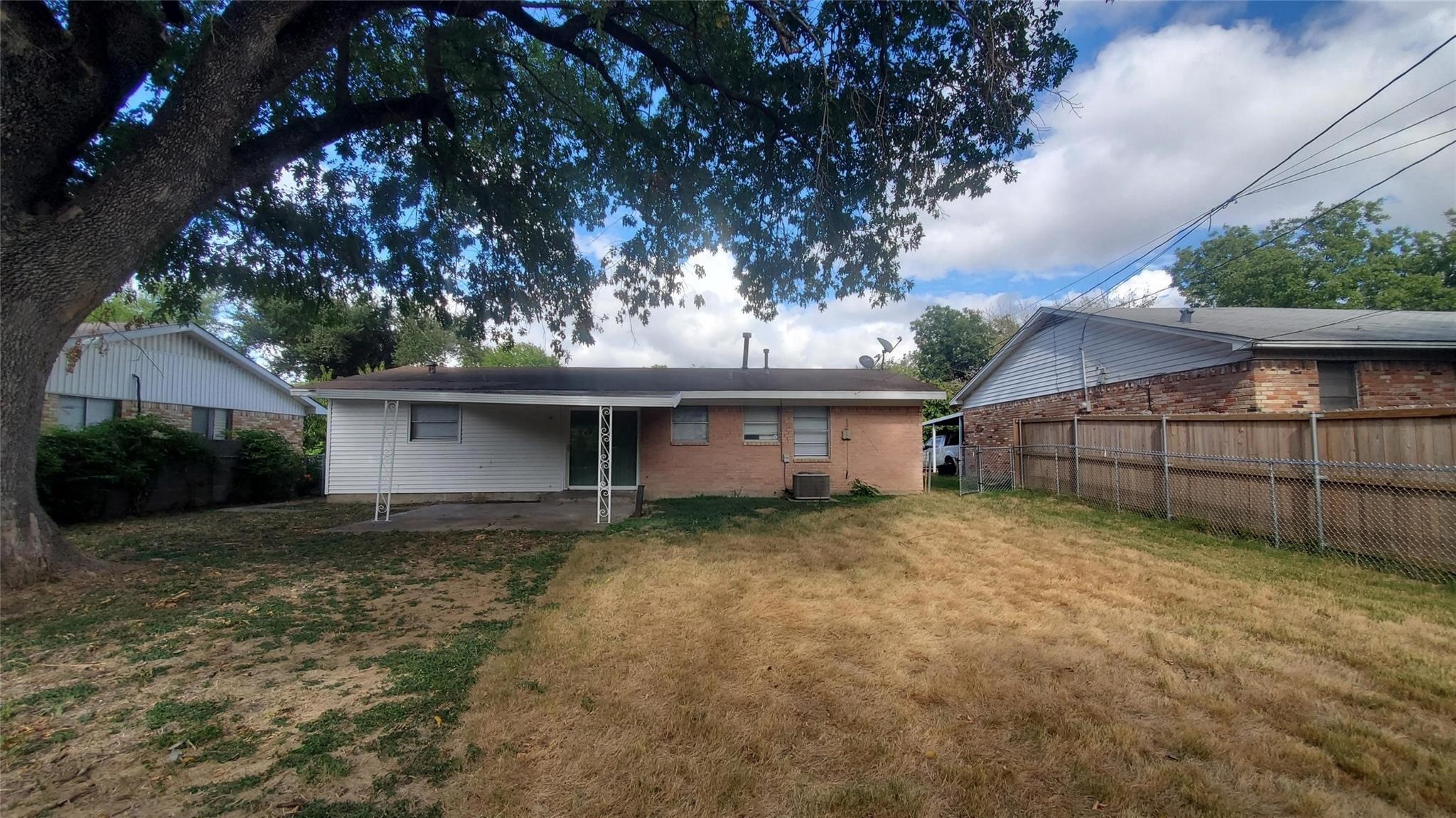 8840 Milverton Drive Dallas TX 75217