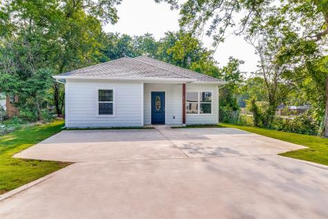 2017 S Montgomery Street Sherman TX 75090