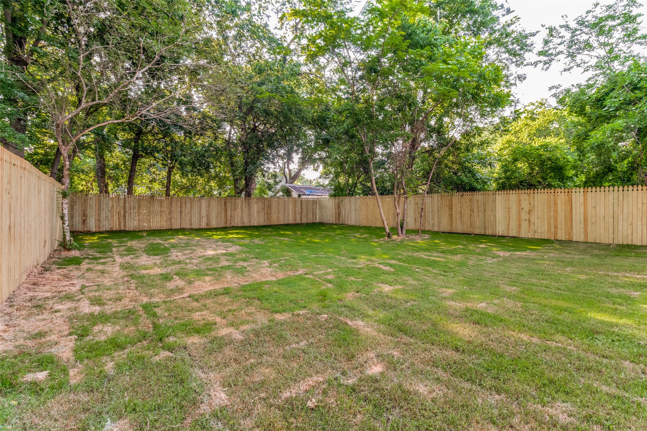 2017 S Montgomery Street Sherman TX 75090