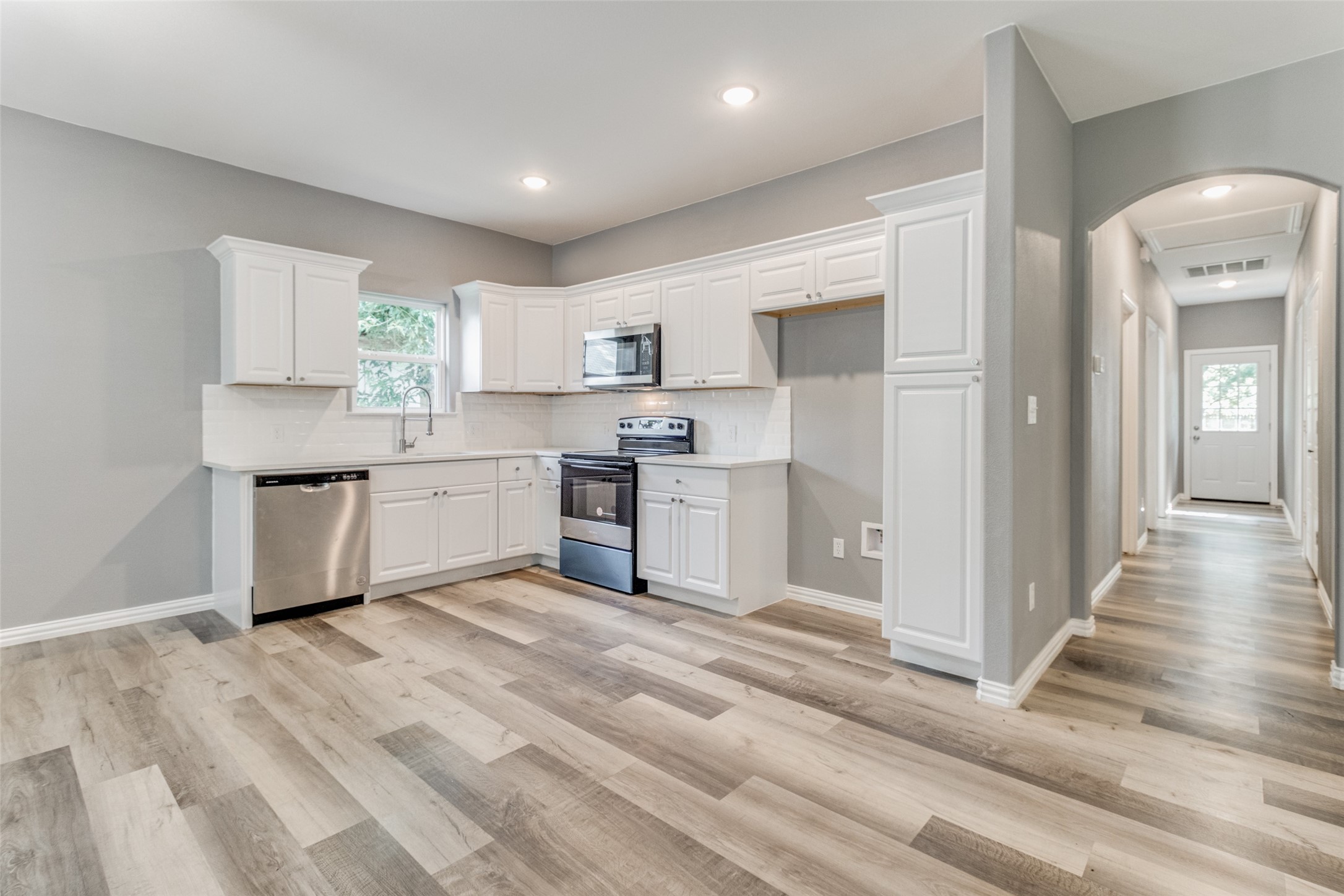 2017 S Montgomery Street Sherman TX 75090