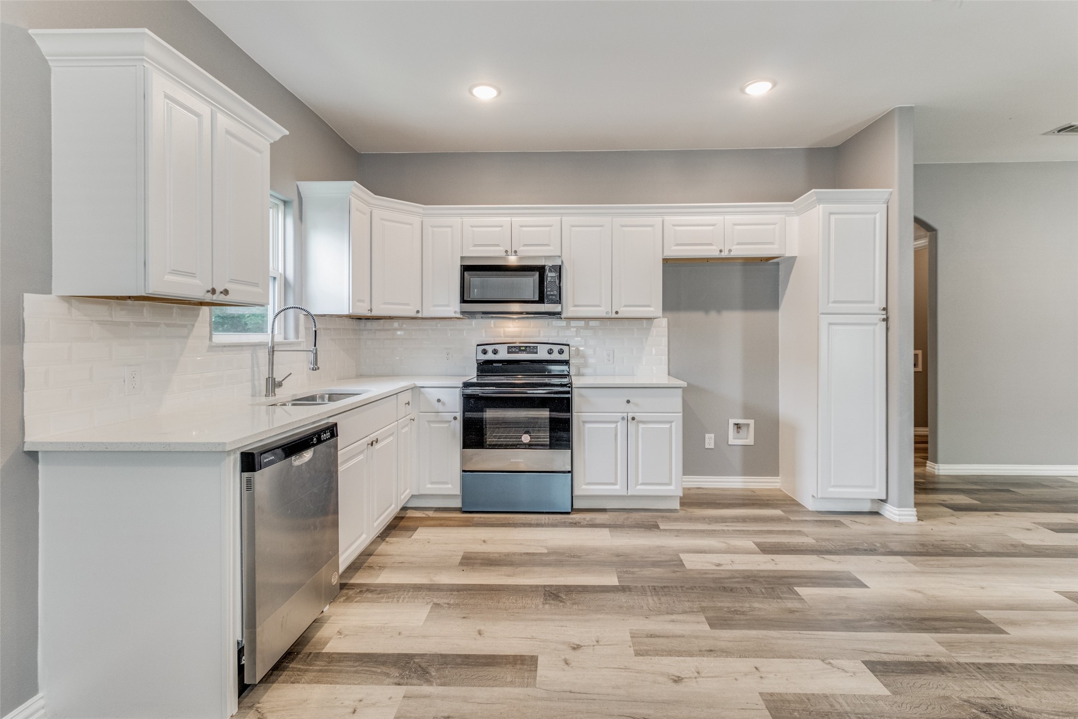 2017 S Montgomery Street Sherman TX 75090
