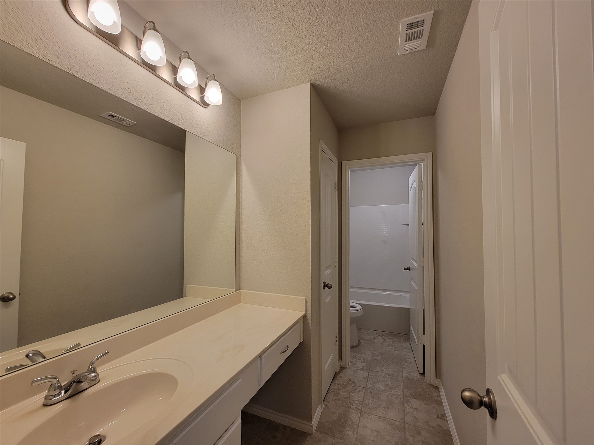 4725 Redbud Drive Denton TX 76208