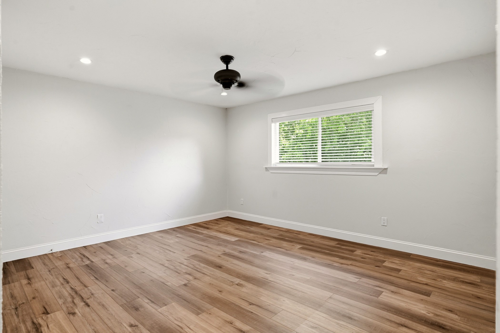 7354 Walling Lane Dallas TX 75231