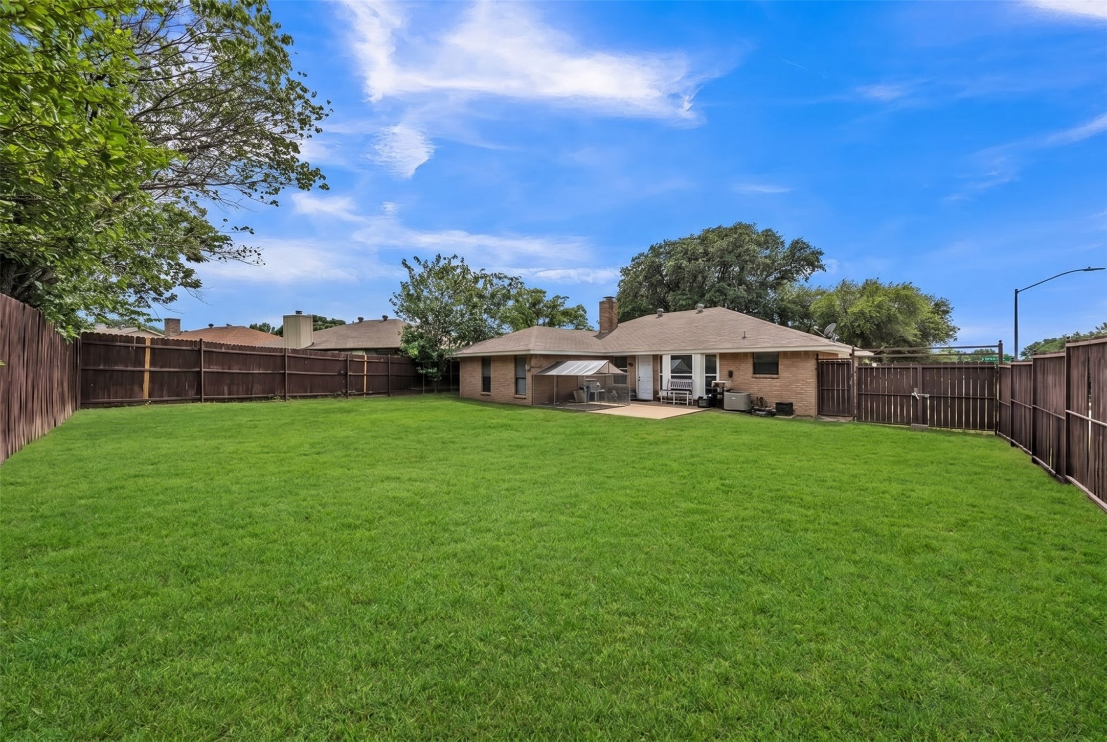 6801 Penhurst Drive Fort Worth TX 76133