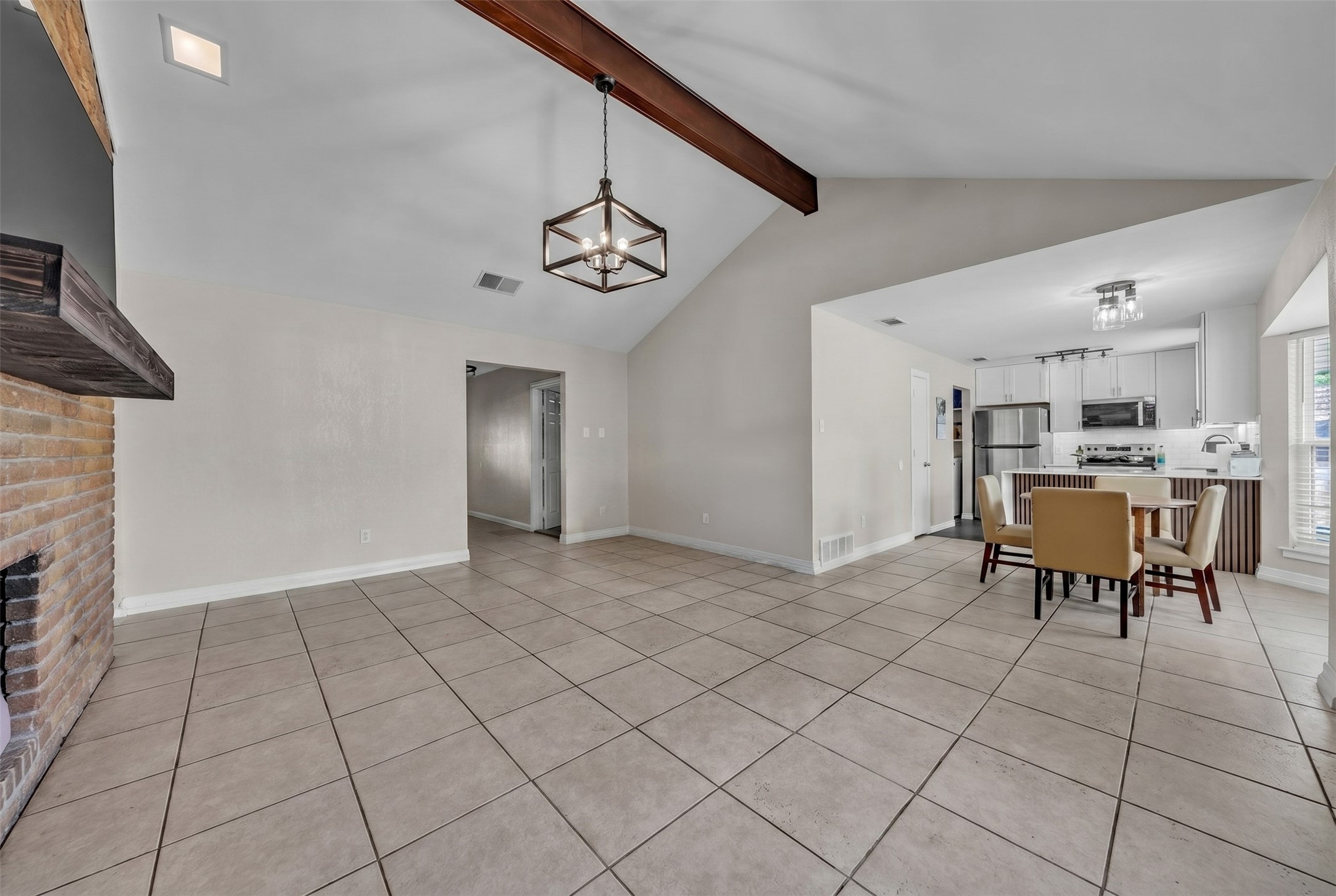 6801 Penhurst Drive Fort Worth TX 76133