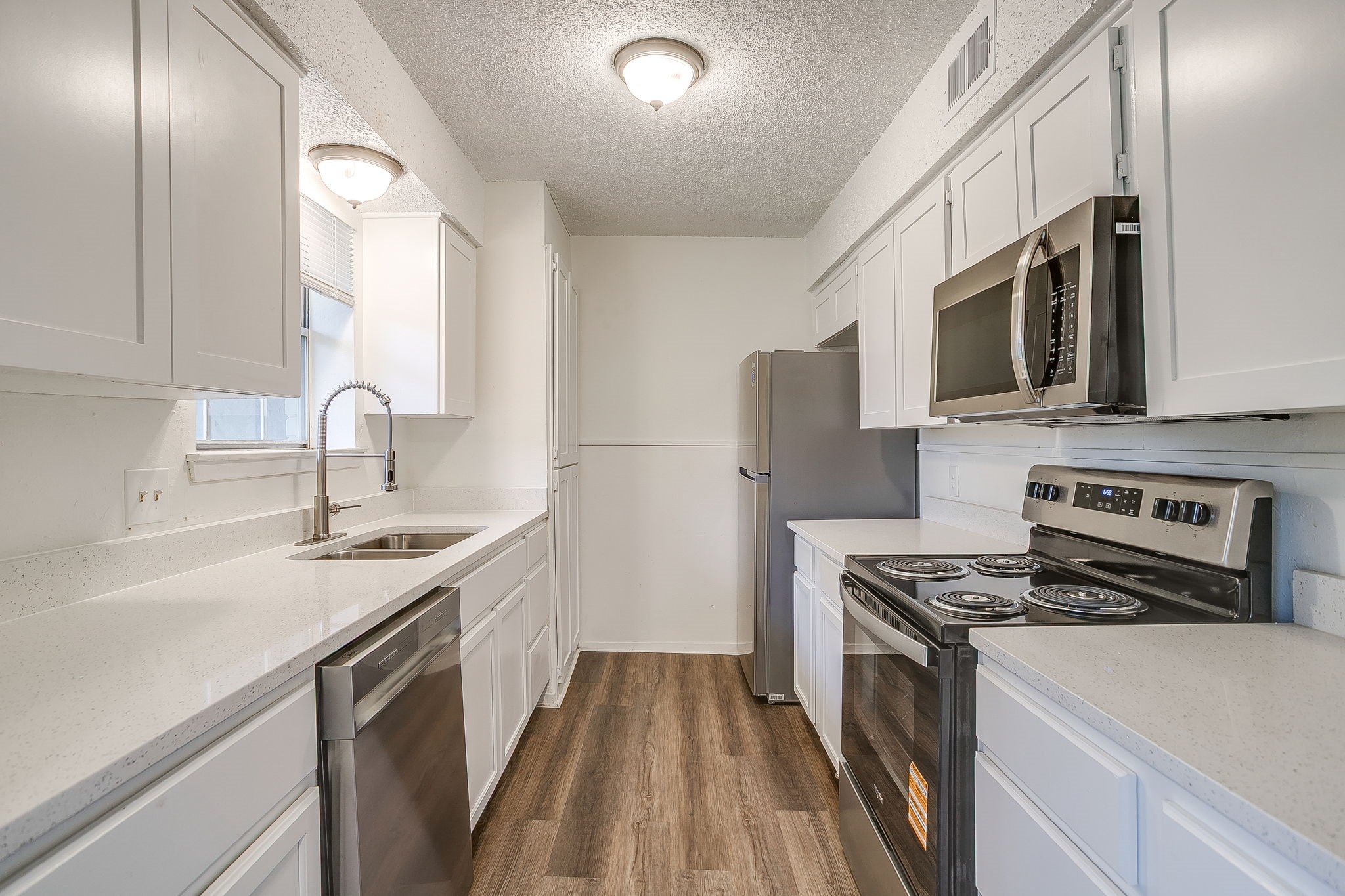 5201 Curzon Avenue Fort Worth TX 76107