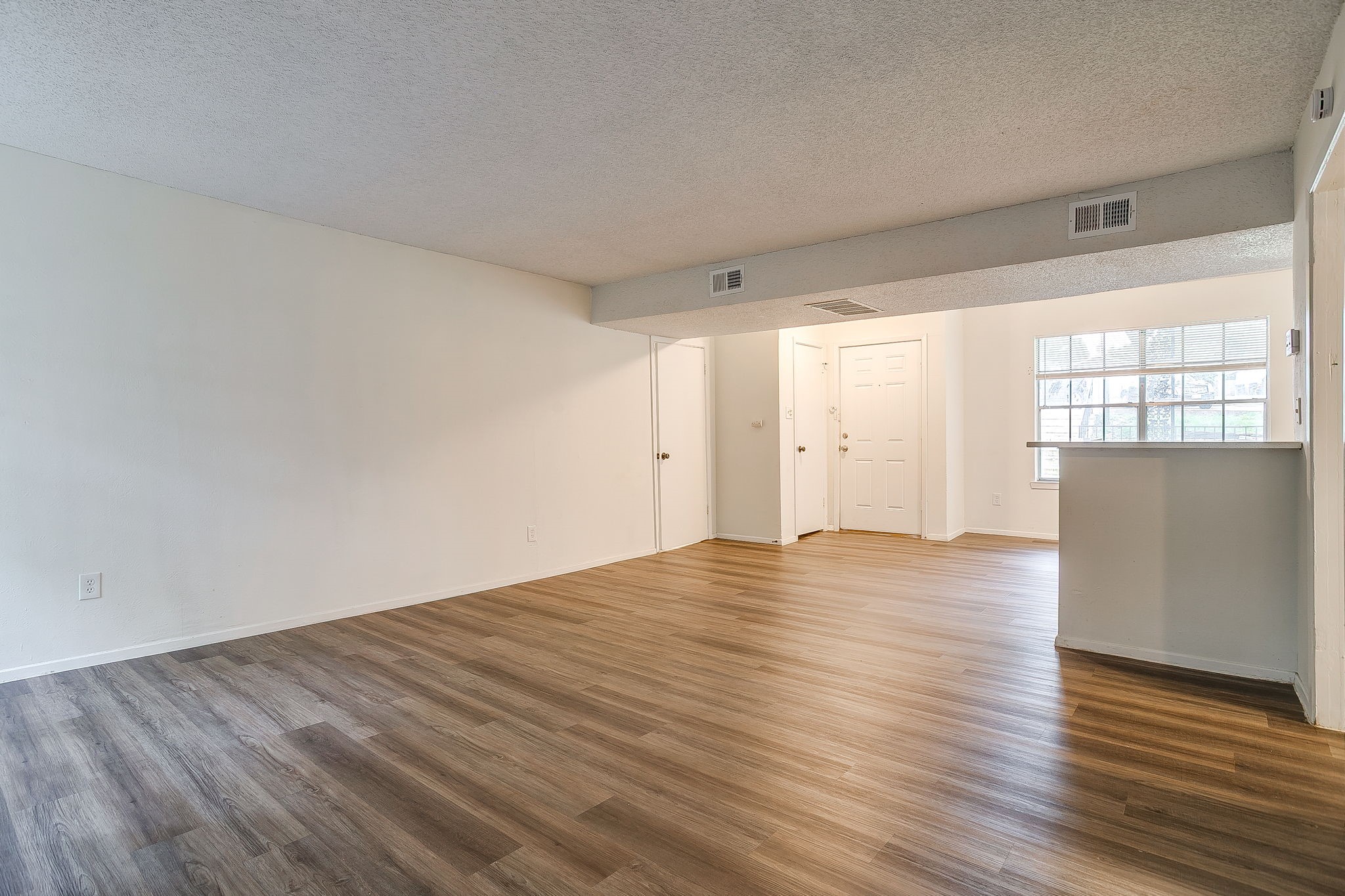 5201 Curzon Avenue Fort Worth TX 76107