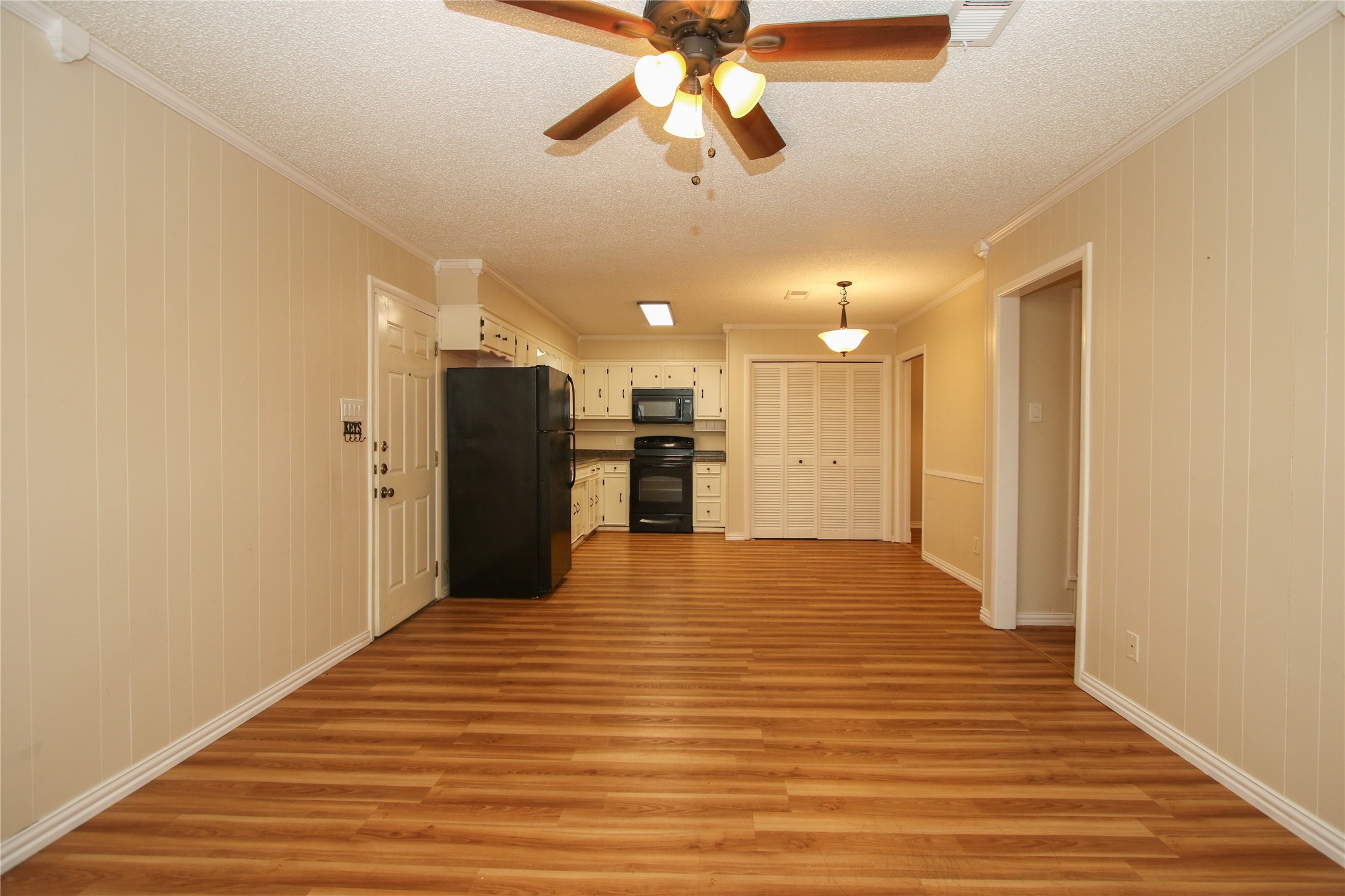 5301 Wooten Drive Fort Worth TX 76133