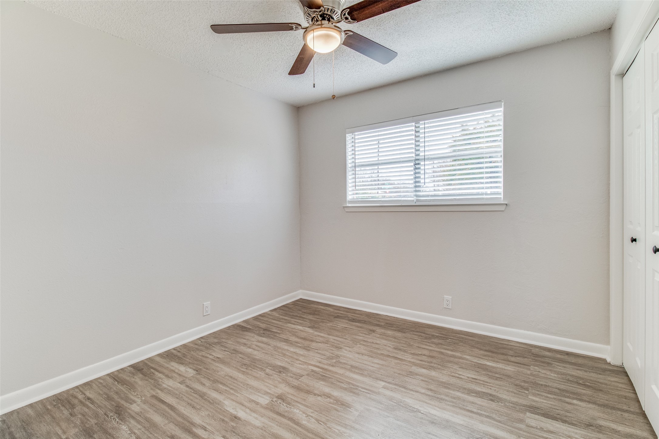 822 N Throckmorton Street Sherman TX 75090
