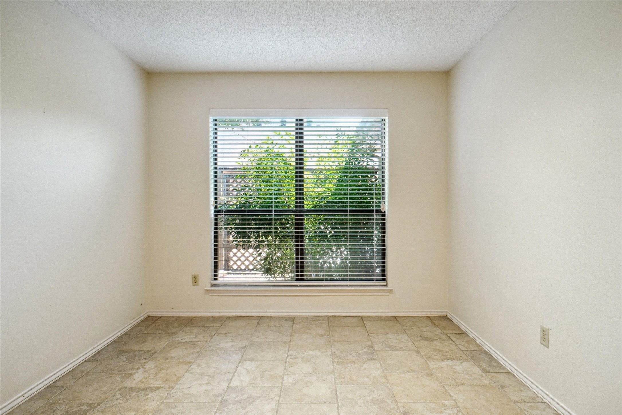 5717 Ridgerock Road Fort Worth TX 76132
