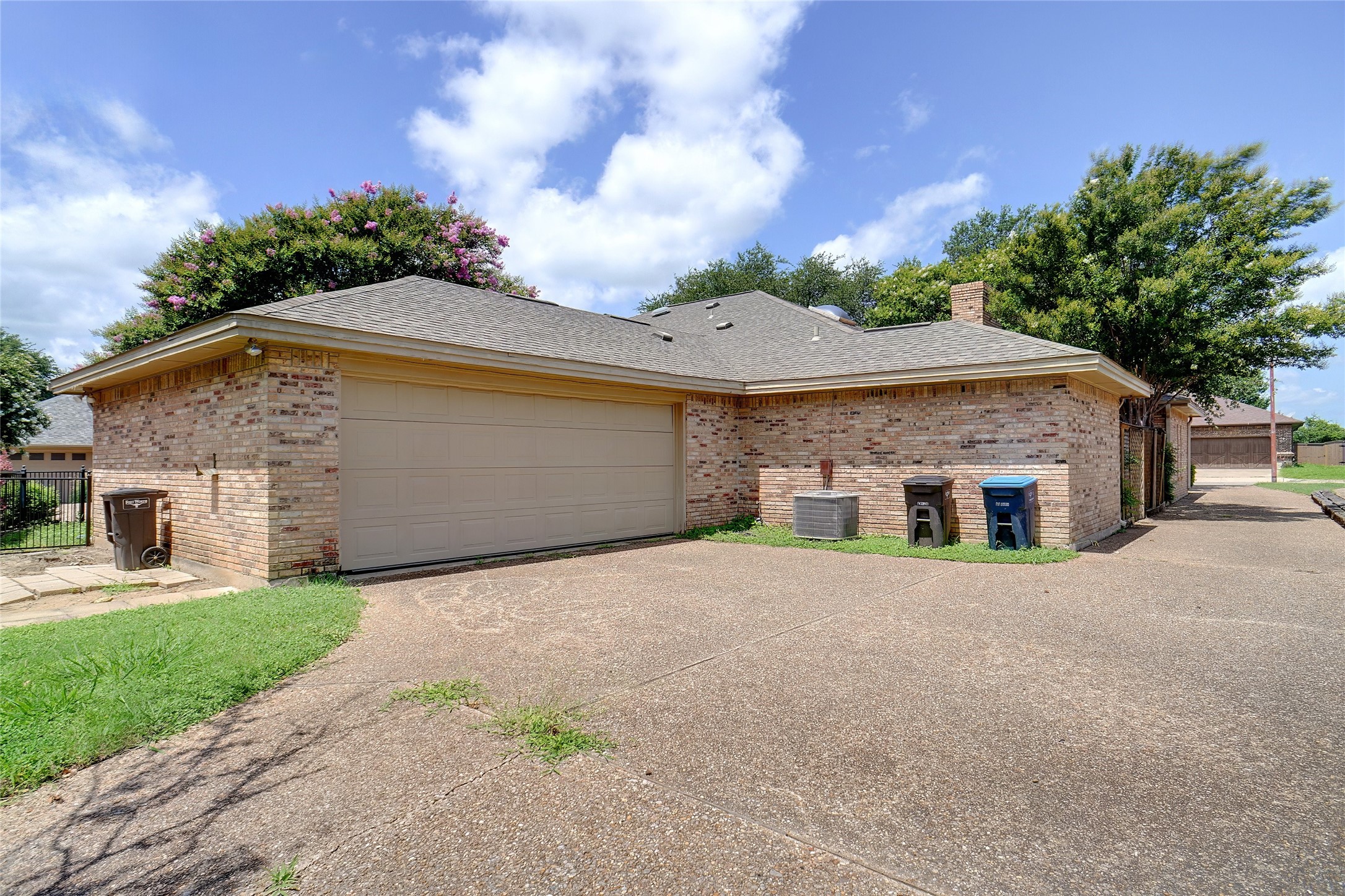 5717 Ridgerock Road Fort Worth TX 76132
