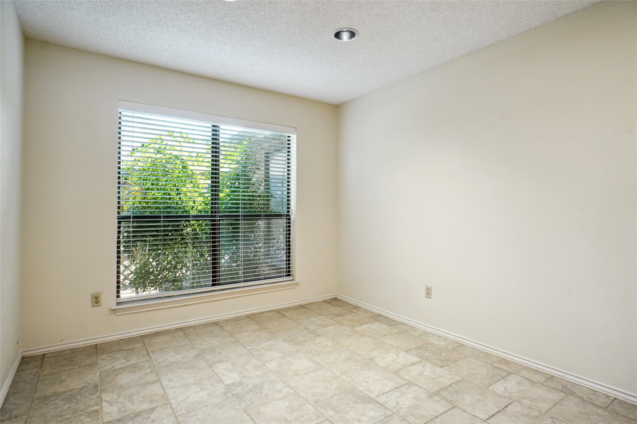 5717 Ridgerock Road Fort Worth TX 76132