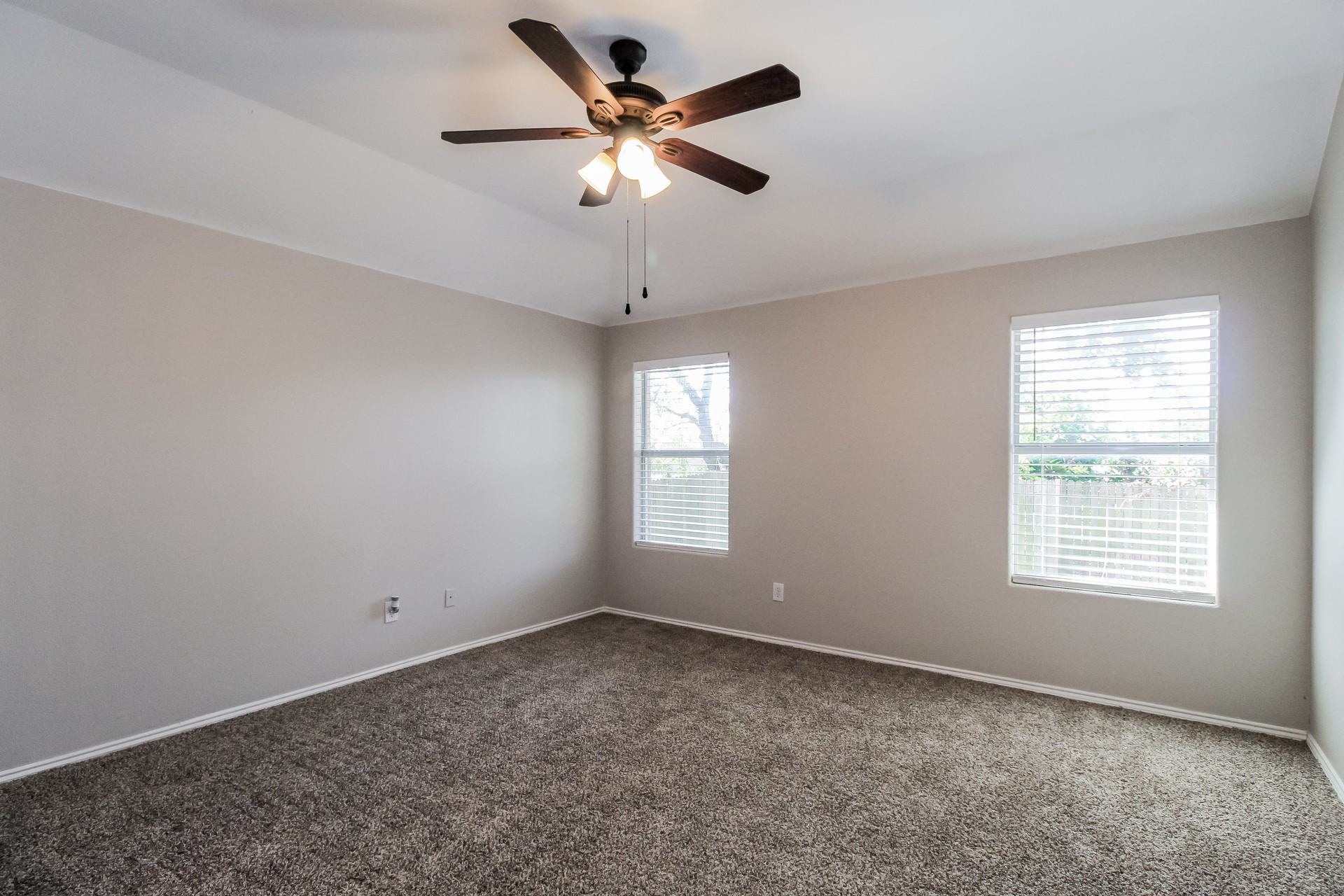 1450 Waldrop Drive Lancaster TX 75146