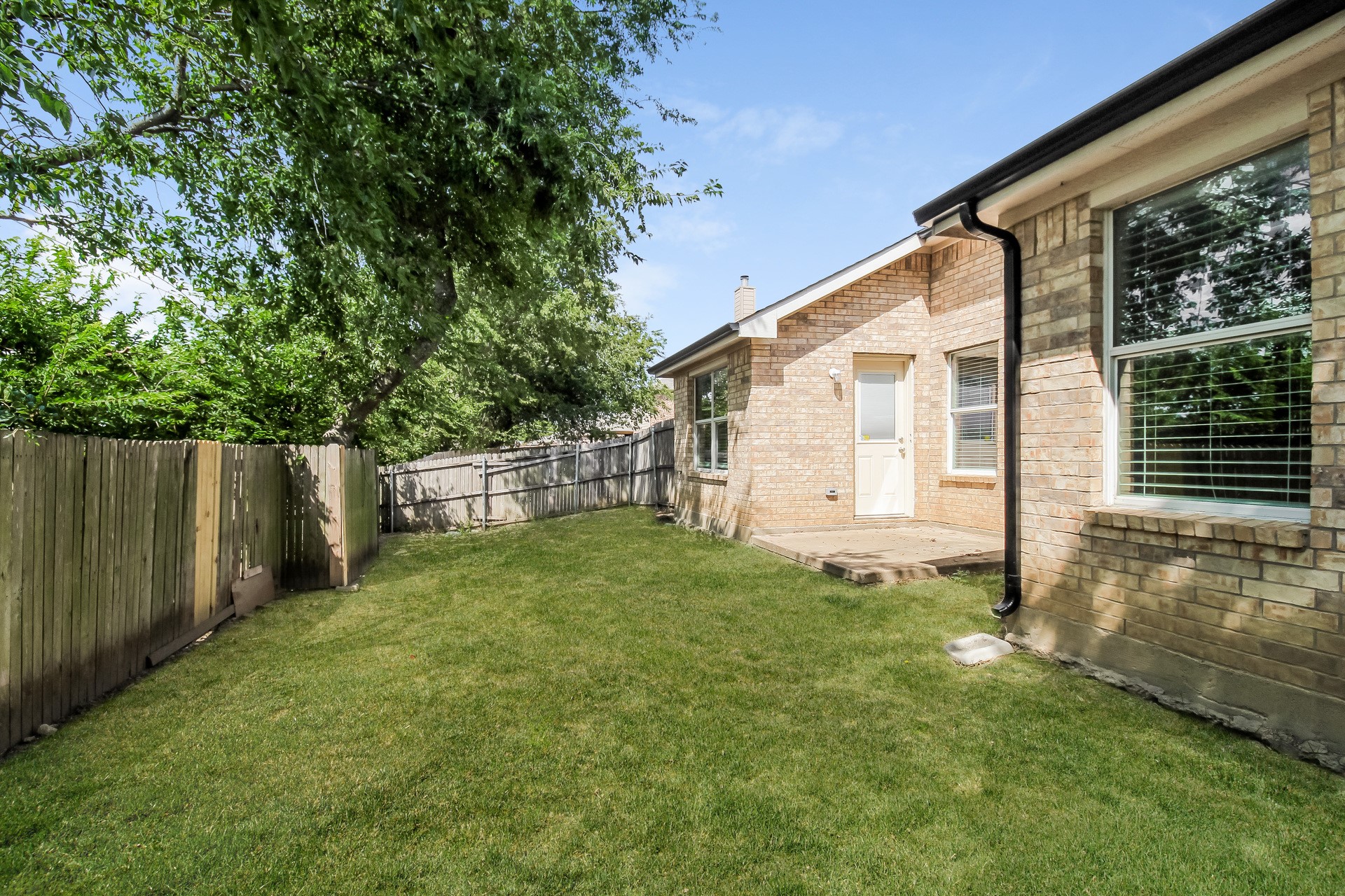 1450 Waldrop Drive Lancaster TX 75146