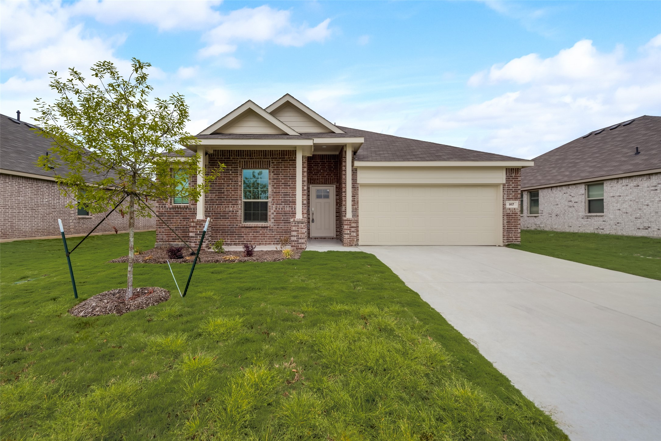 917 Dustwood Drive Fort Worth TX 76052