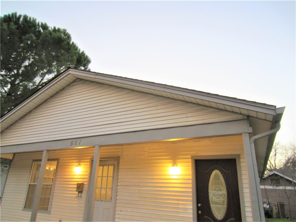 501 Mounts Avenue Denton TX 76201