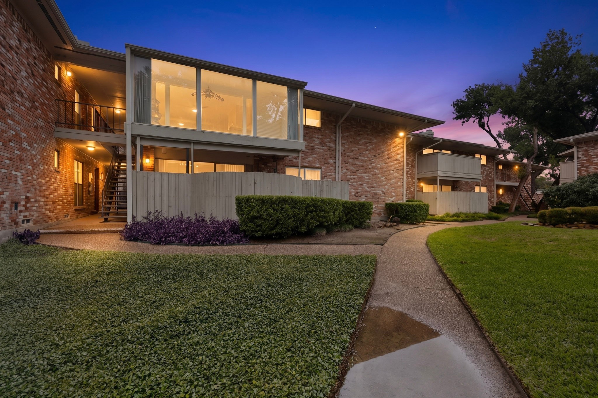 7812 Royal Lane Dallas TX 75230