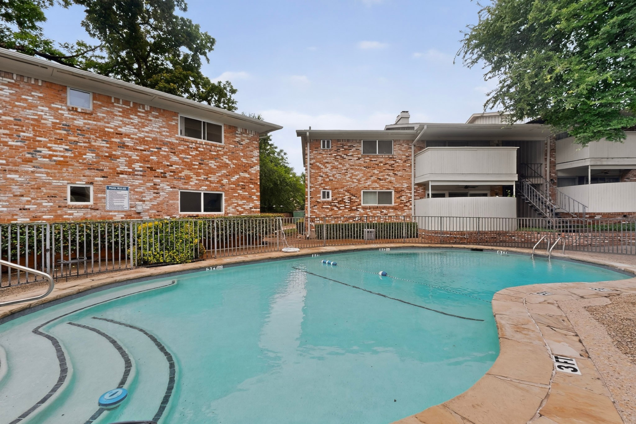 7812 Royal Lane Dallas TX 75230