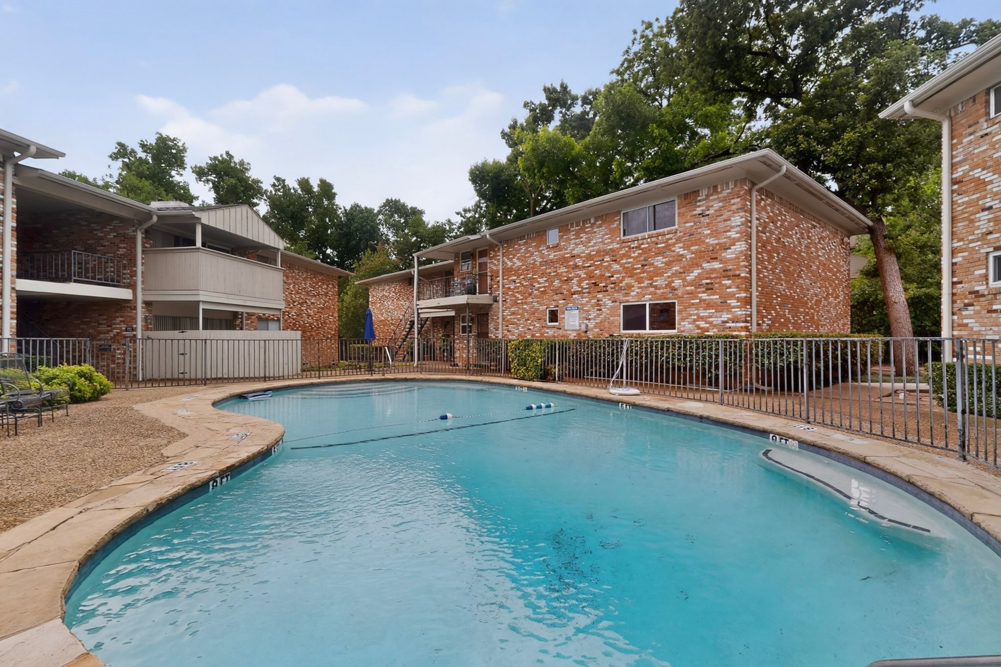 7812 Royal Lane Dallas TX 75230