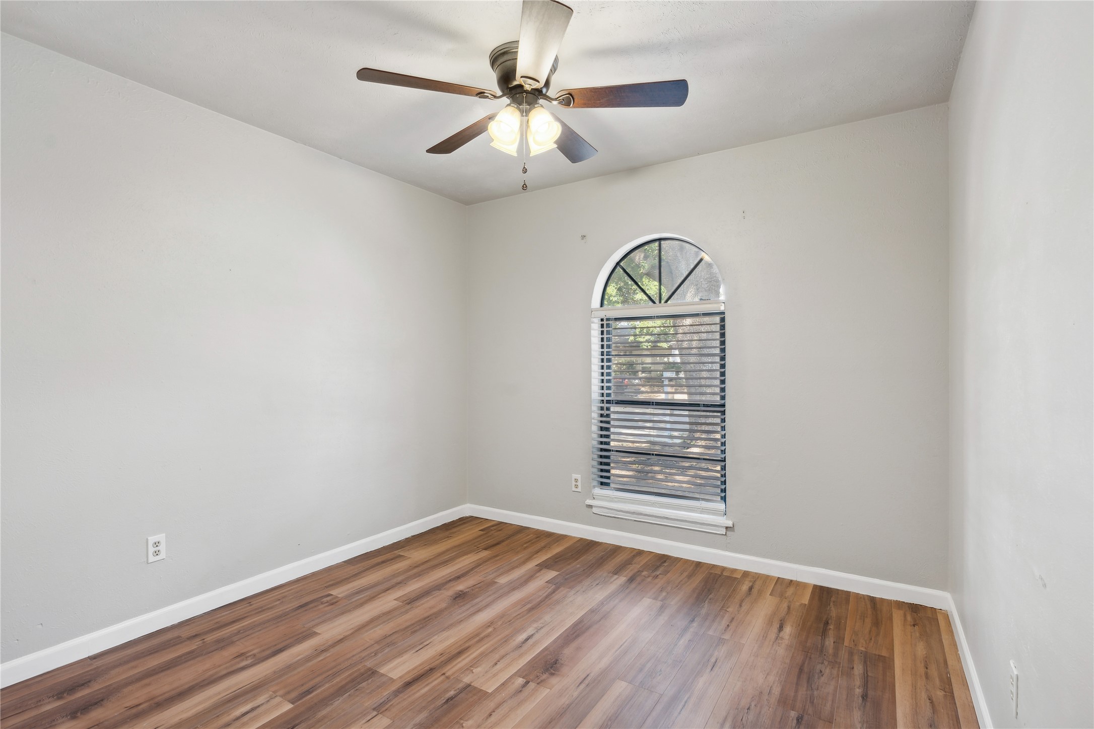 556 Hawthorne Drive Allen TX 75002