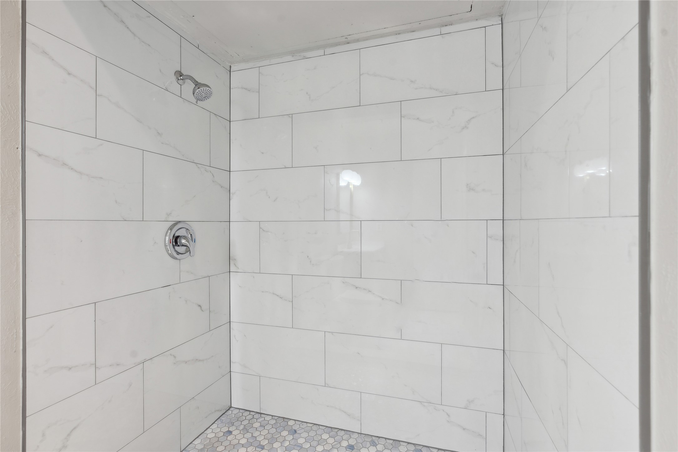 556 Hawthorne Drive Allen TX 75002