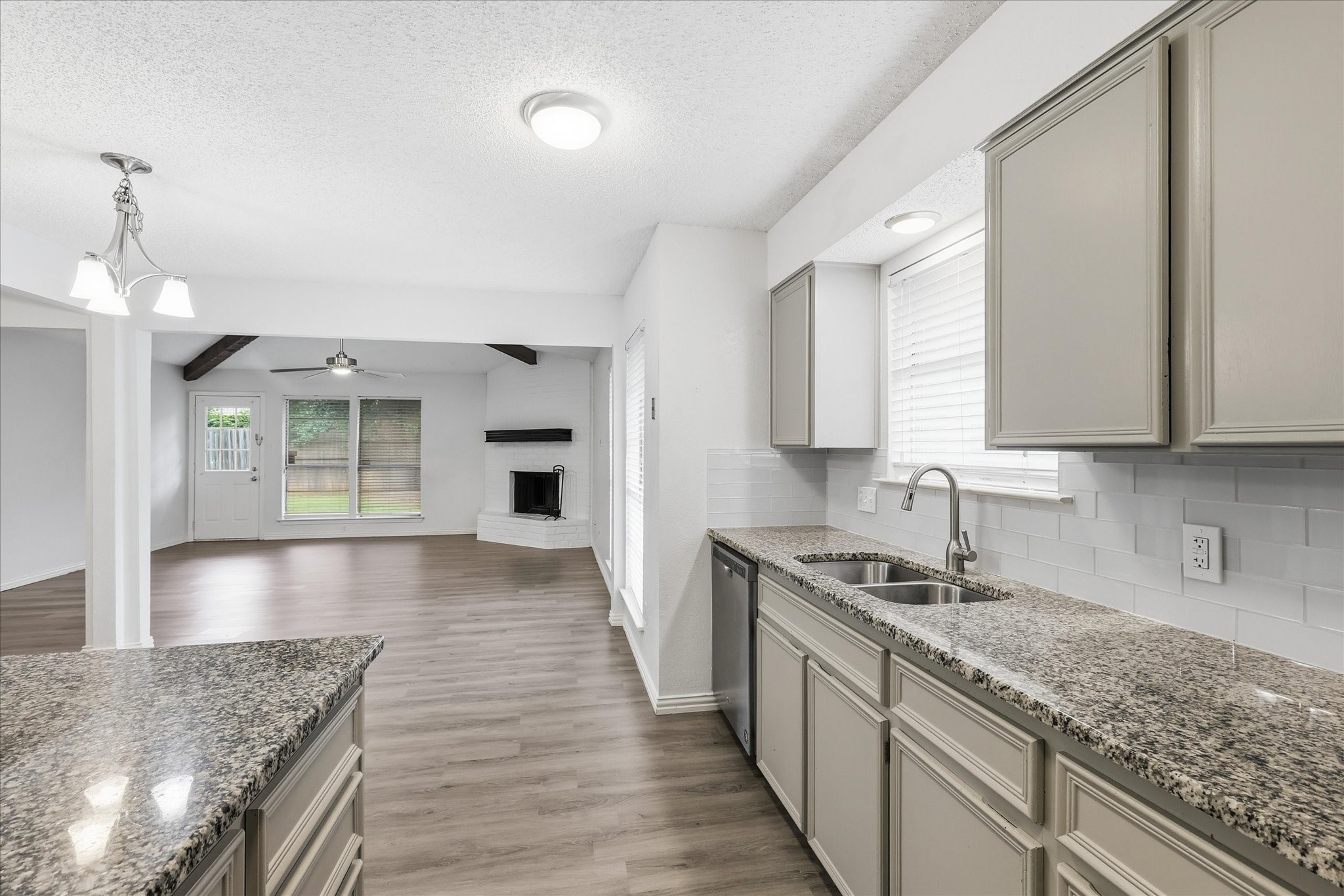 7208 Misty Meadow Drive S Fort Worth TX 76133