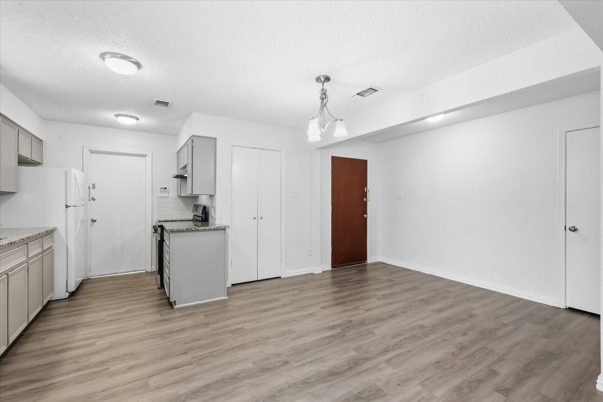 7208 Misty Meadow Drive S Fort Worth TX 76133