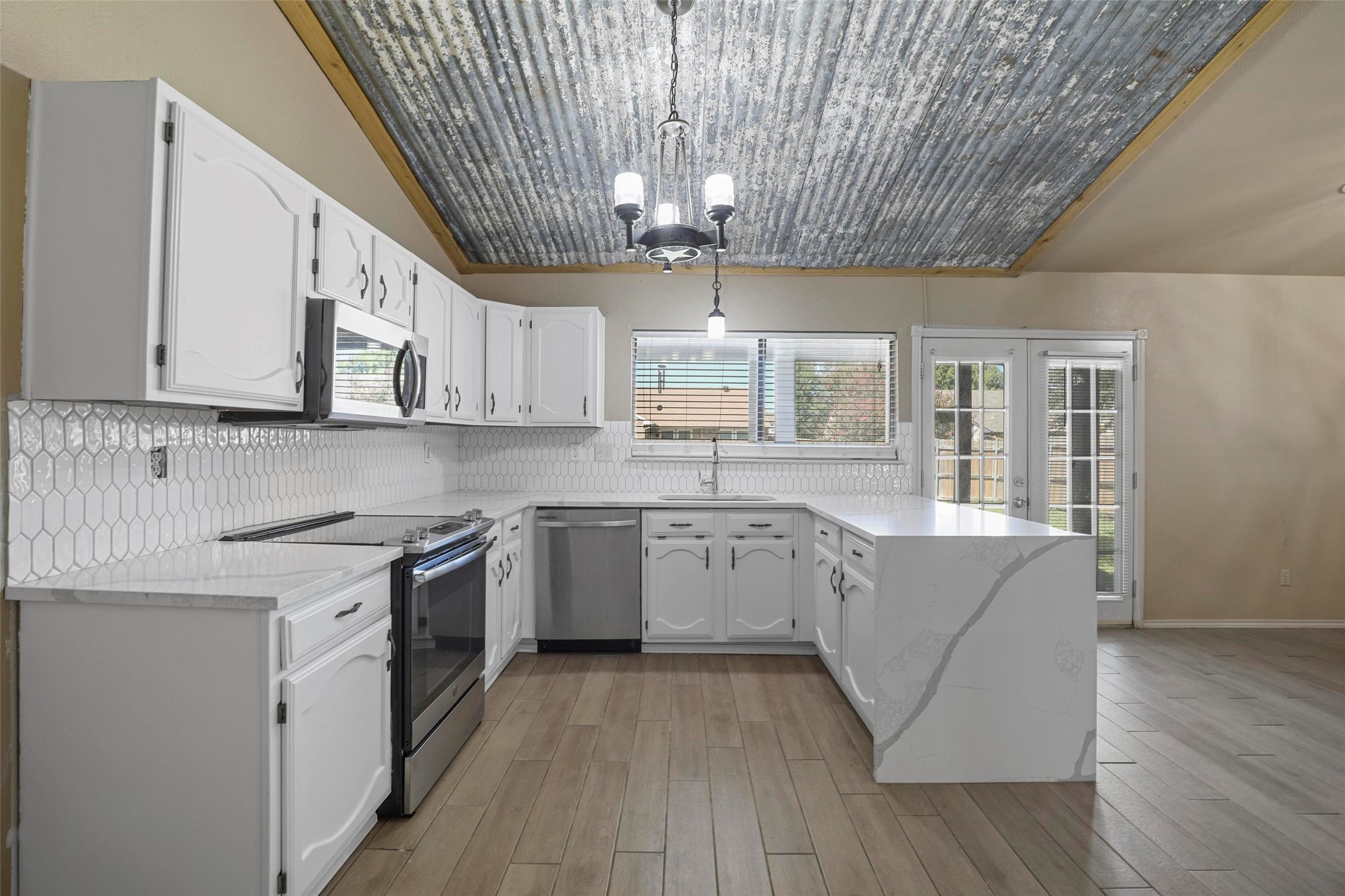 8401 Chesham Drive Rowlett TX 75088