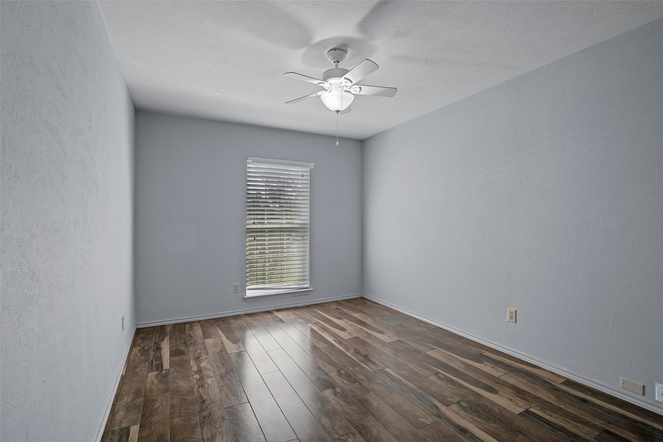 8401 Chesham Drive Rowlett TX 75088