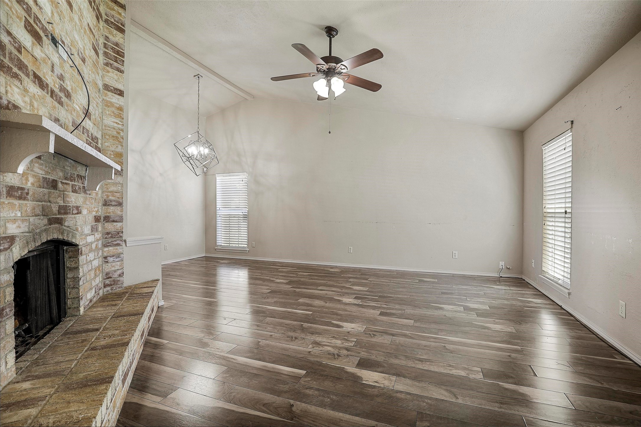 8401 Chesham Drive Rowlett TX 75088