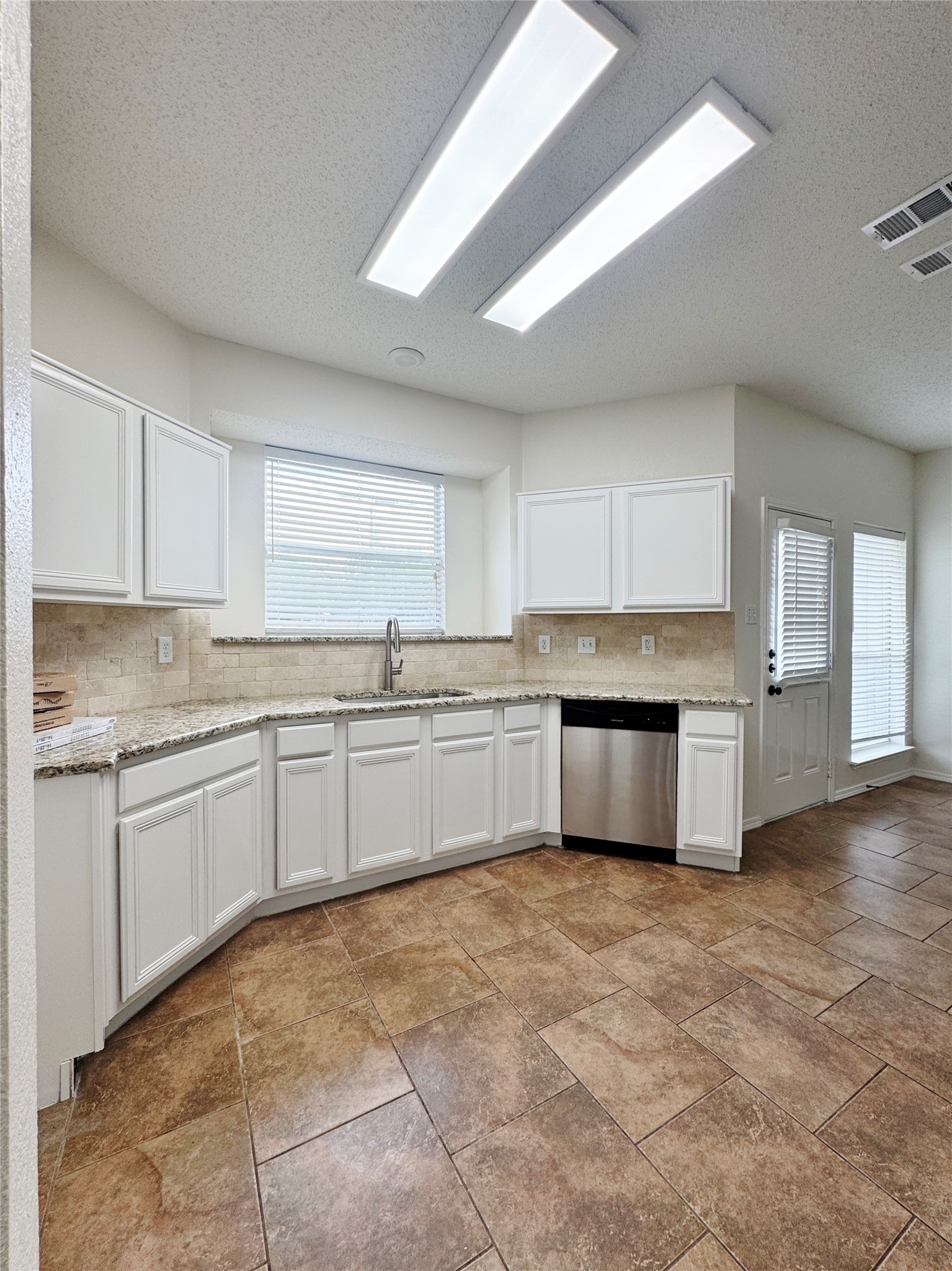 835 Rockett Lane Cedar Hill TX 75104