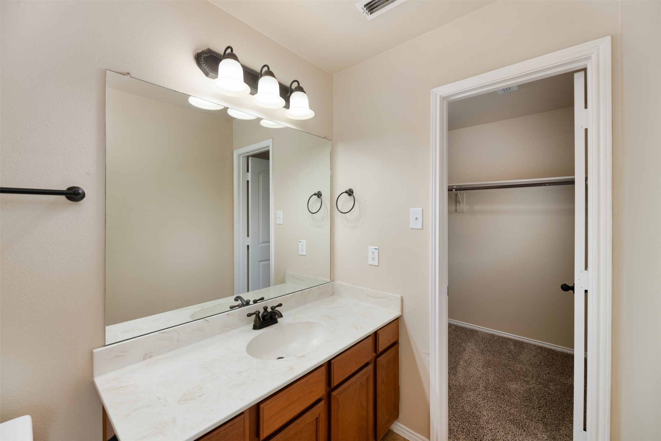 382 Armstrong Lane Lavon TX 75166