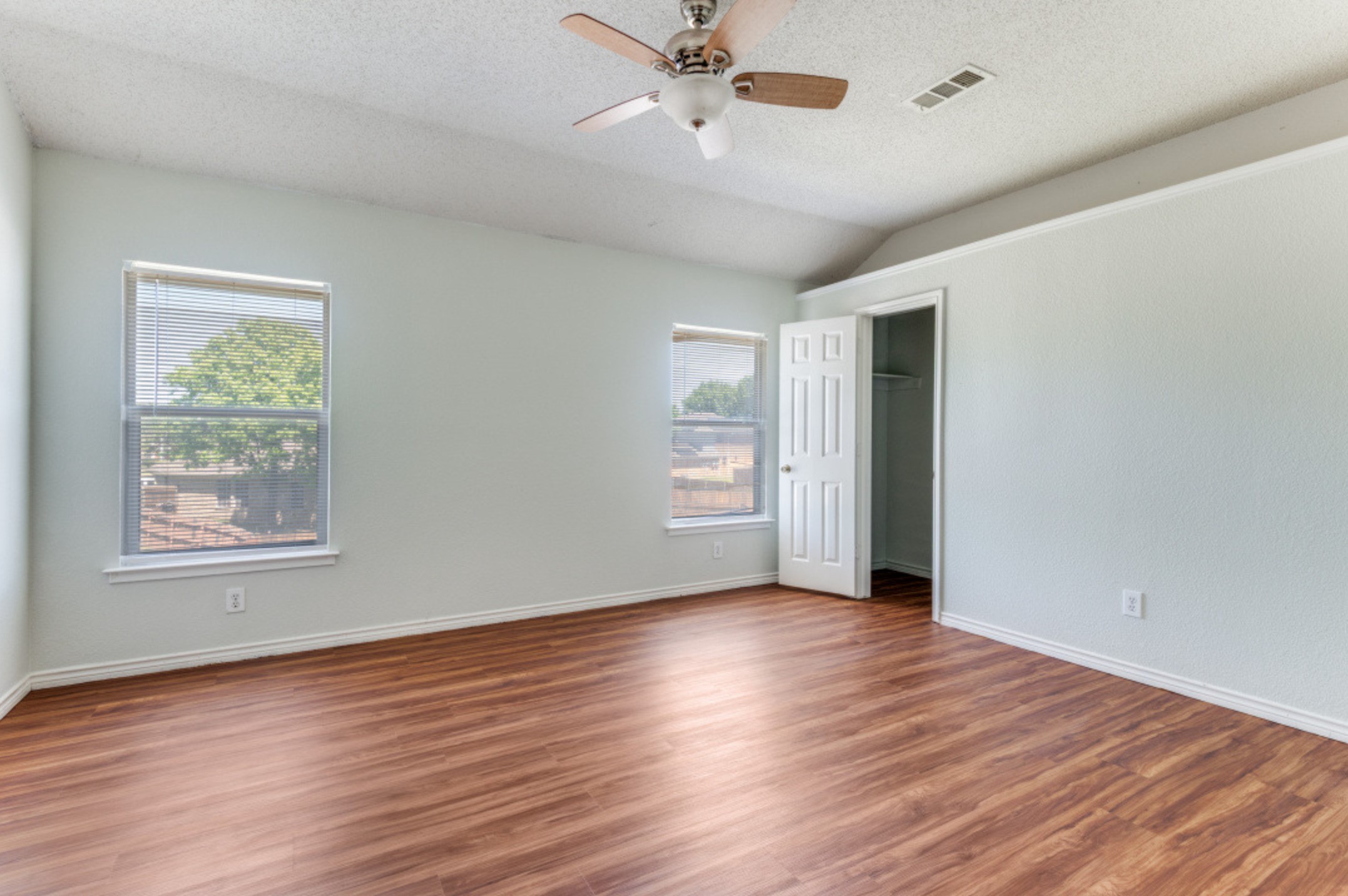 8509 Coventry Drive Rowlett TX 75089