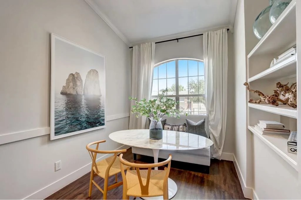 17250 Knoll Trail Drive Dallas TX 75248