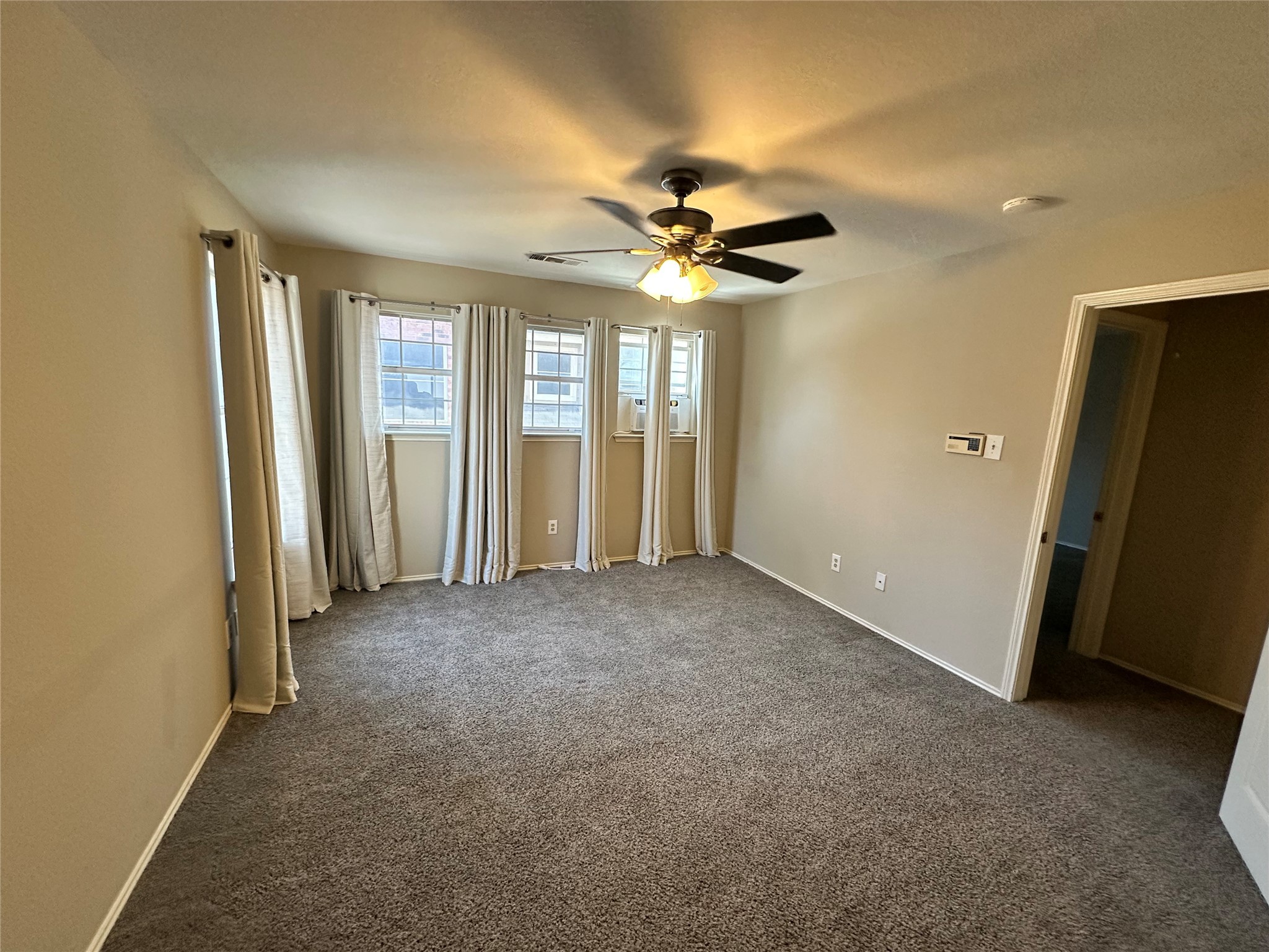 2502 Orangegrove Circle Arlington TX 76006