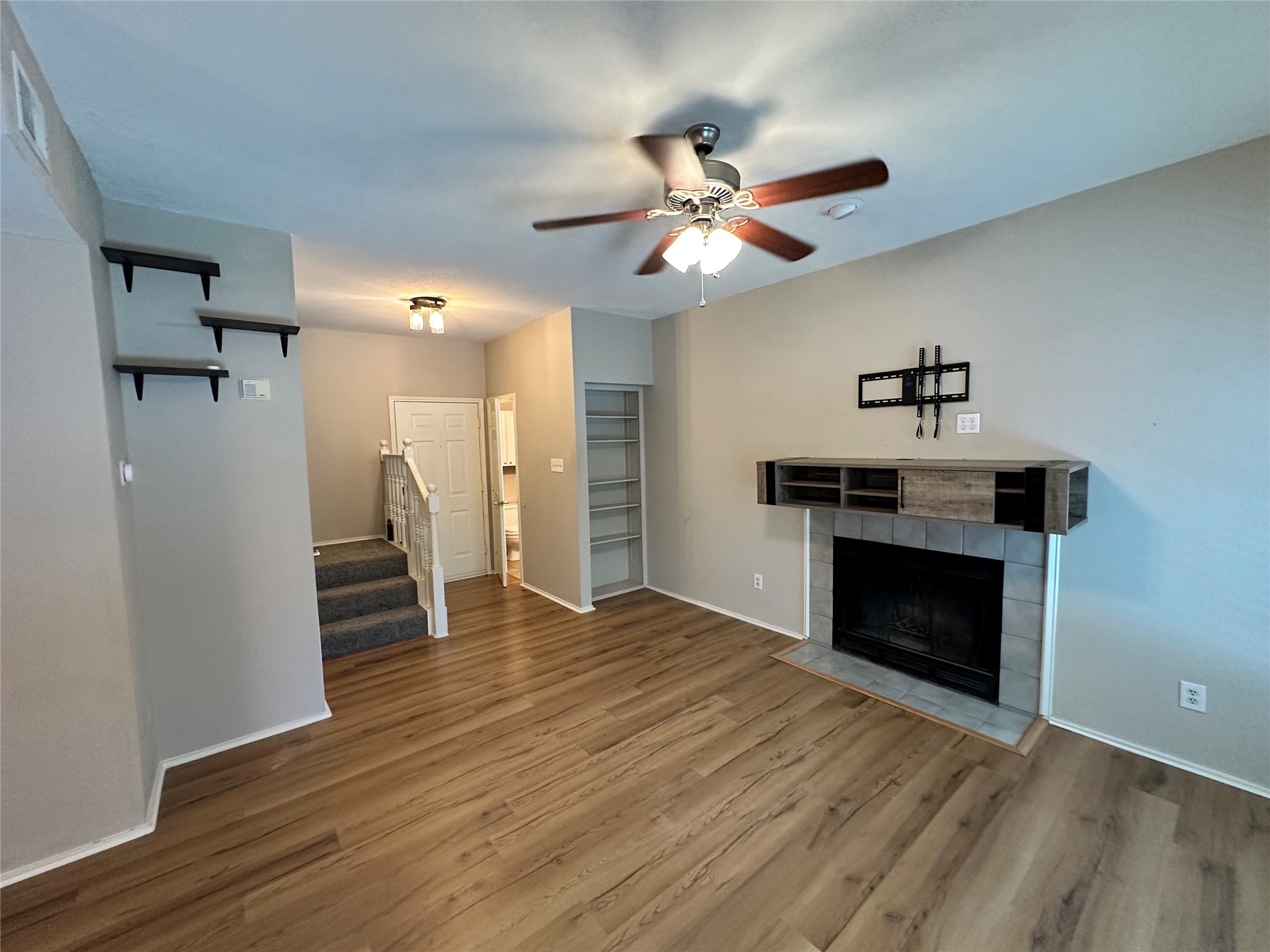2502 Orangegrove Circle Arlington TX 76006