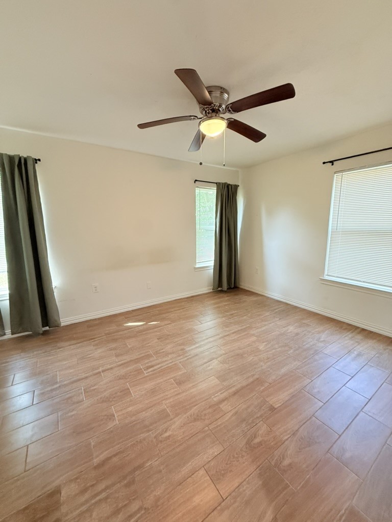 1617 Dakota Drive Garland TX 75043
