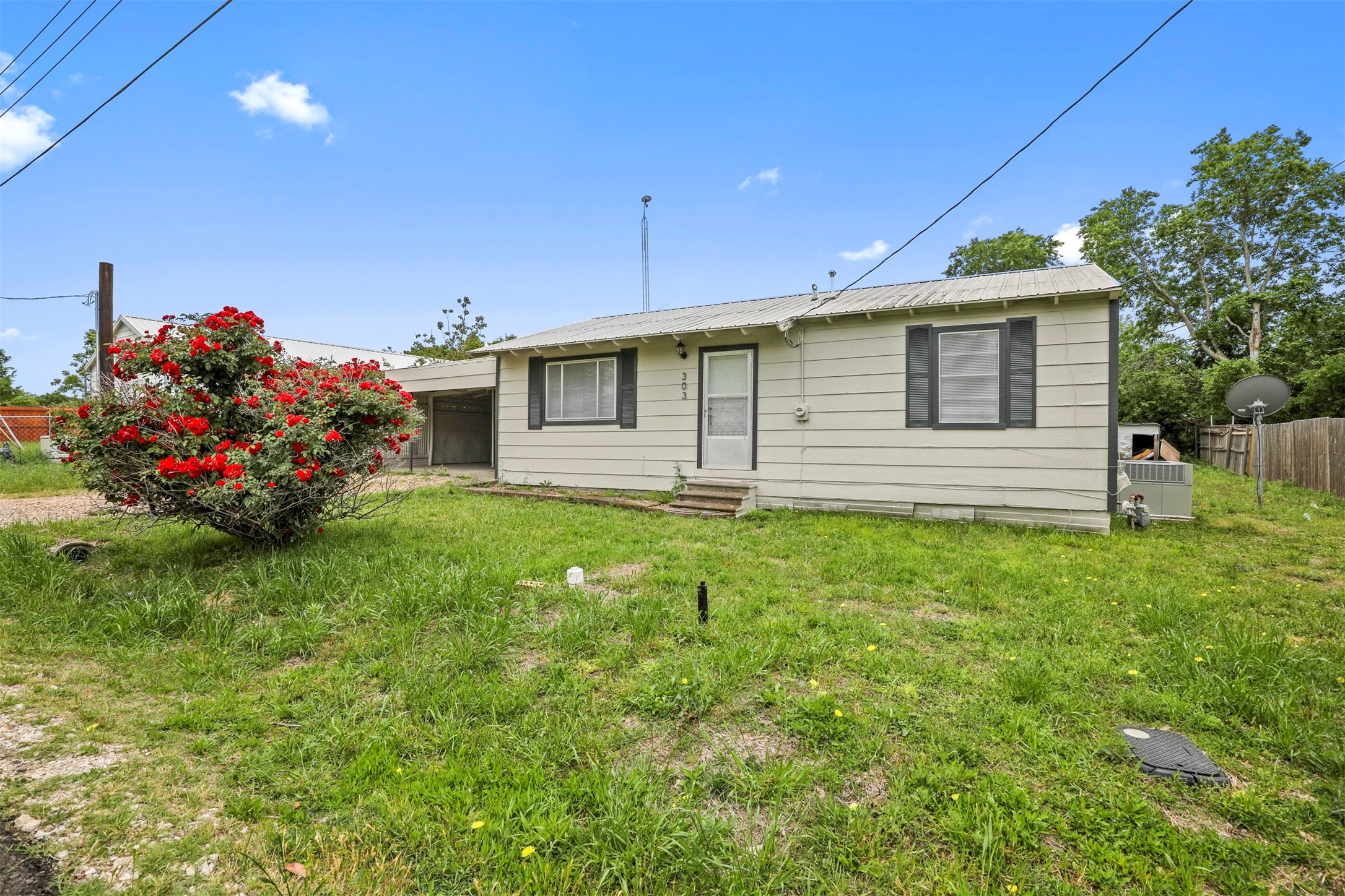 303 W Davis Street Blue Ridge TX 75424