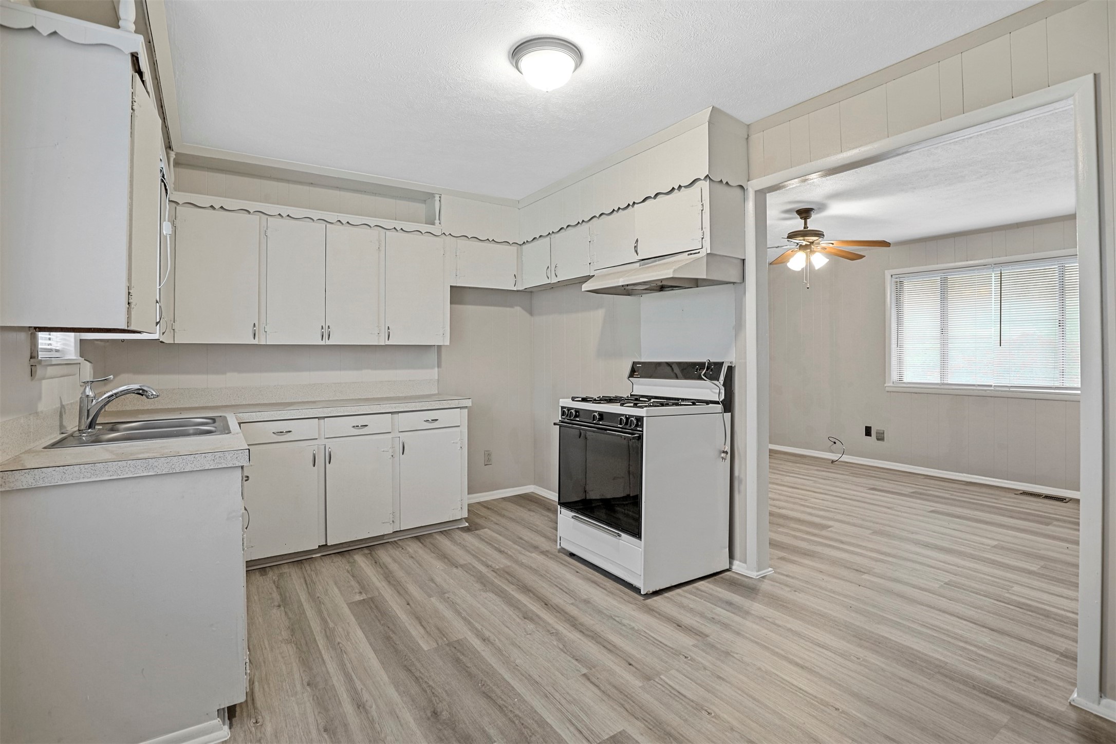 303 W Davis Street Blue Ridge TX 75424